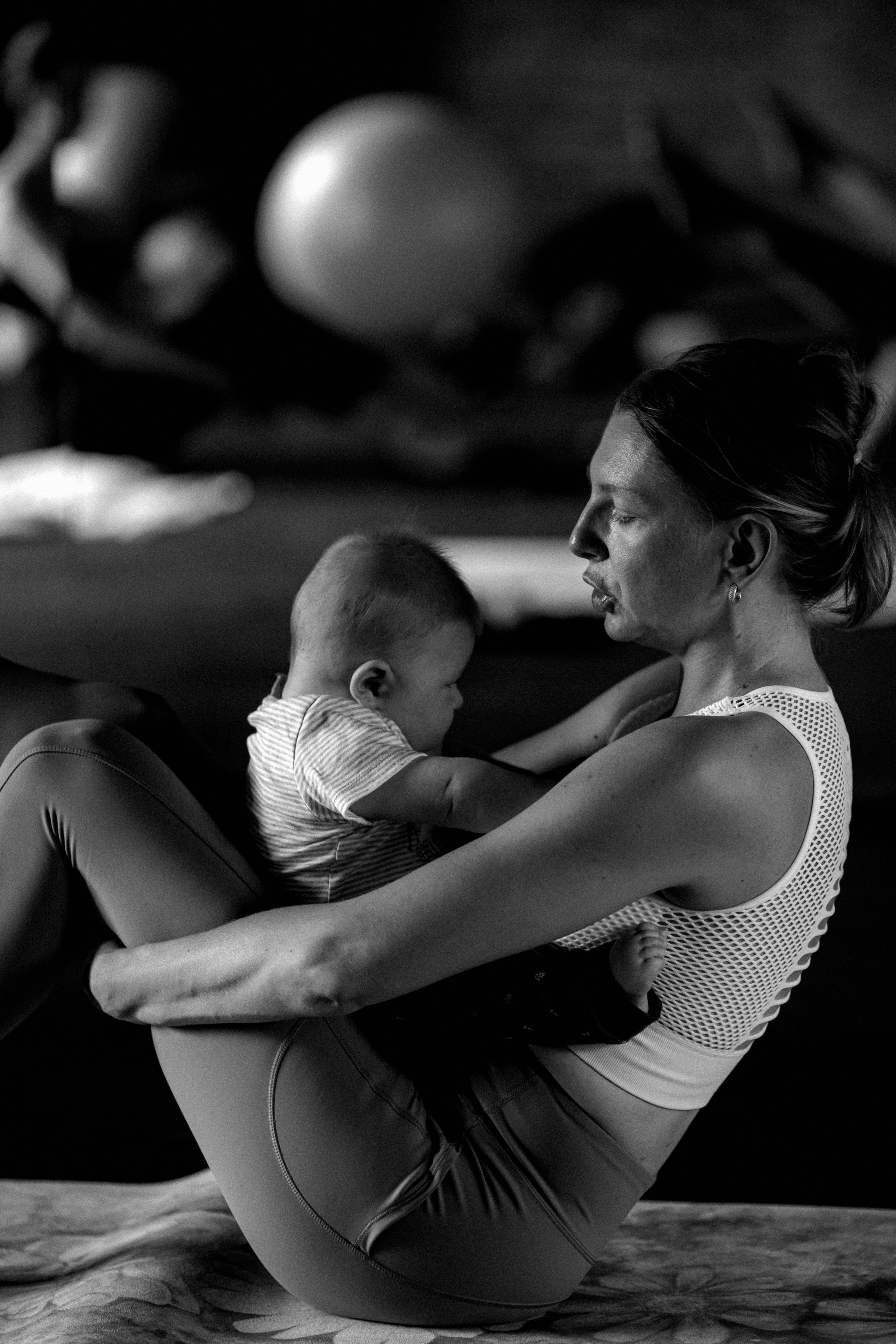 Yoga Kids. Fotografa documental de familia e nascimento em Florianópolis SC Daria Ermolaev