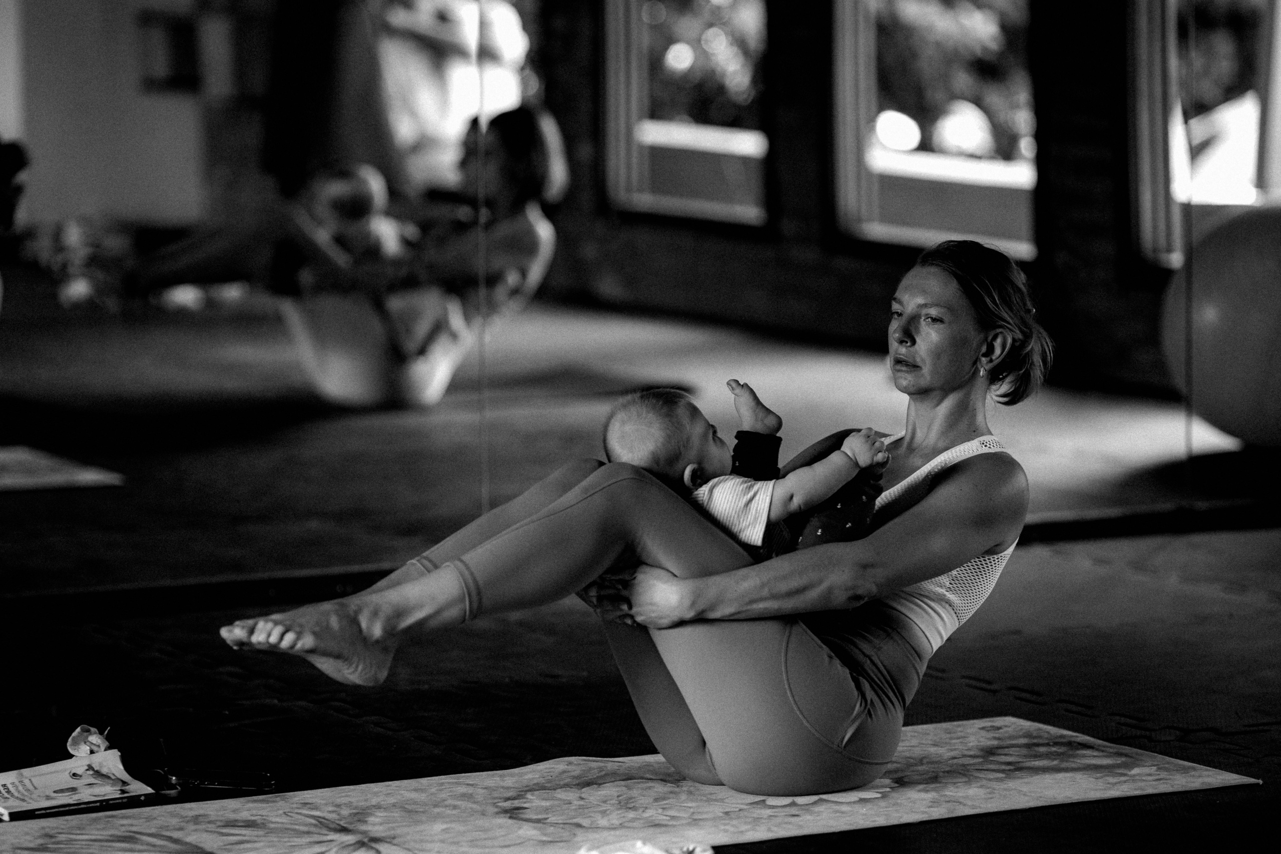 Yoga Kids. Fotografa documental de familia e nascimento em Florianópolis SC Daria Ermolaev