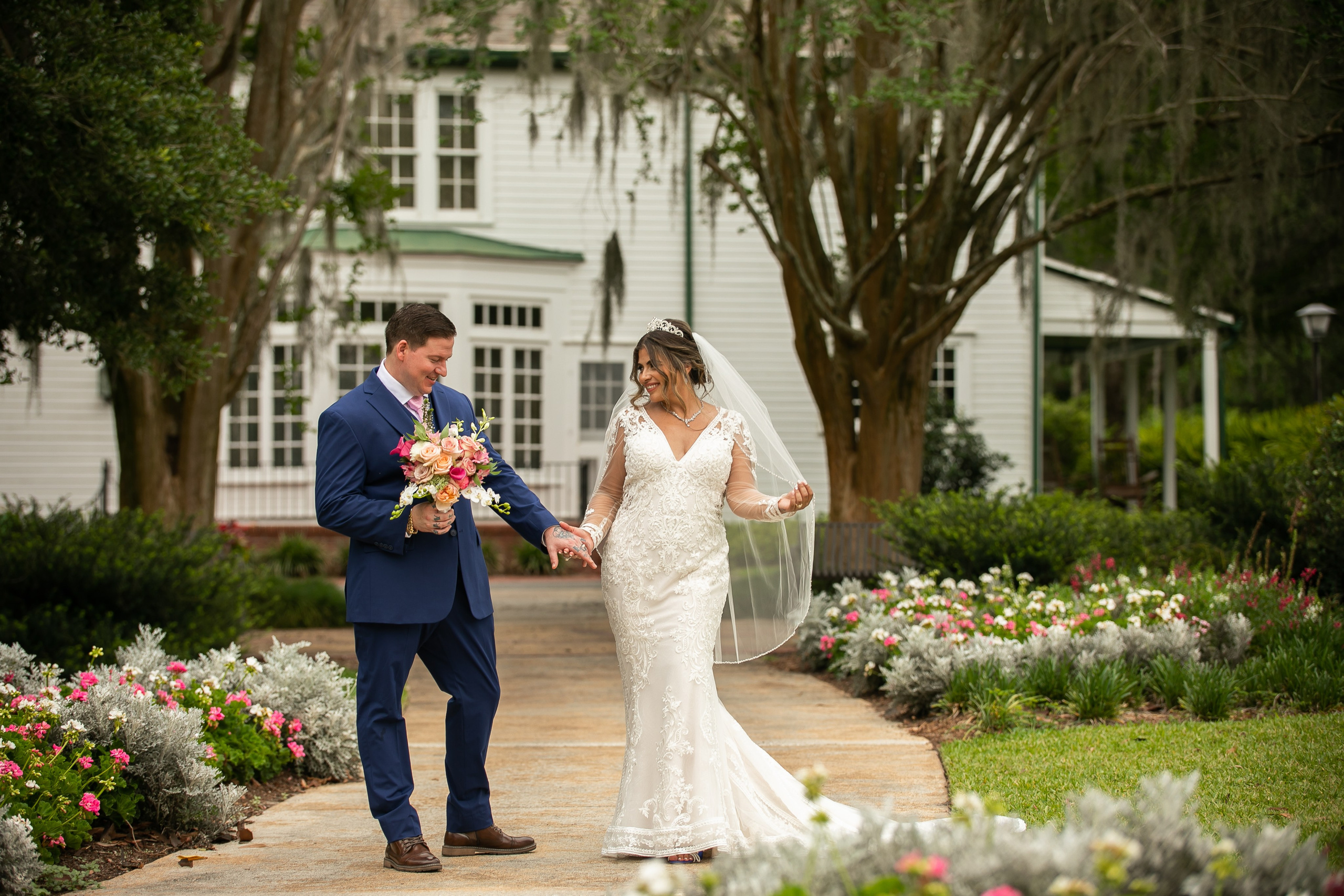 Wedding in The Lue Gardens intimate wedding photography. Lana Photography — Wedding & Family Photographer in Florida & Beyond