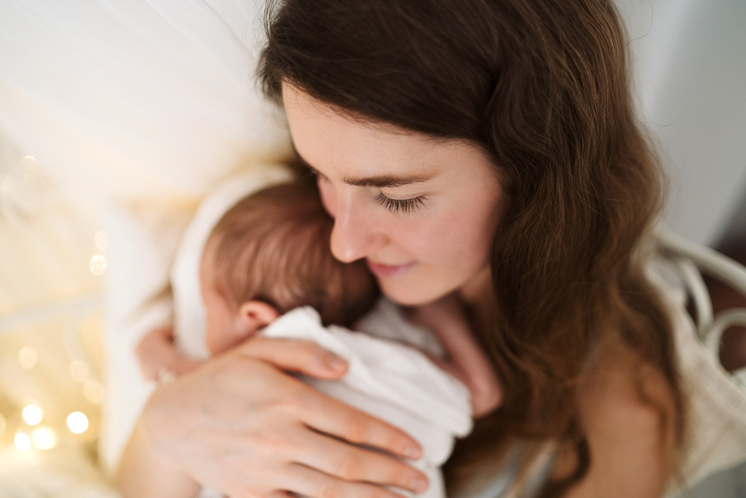 Newborn 2025. Svitlana Miahka fotografa a Genova