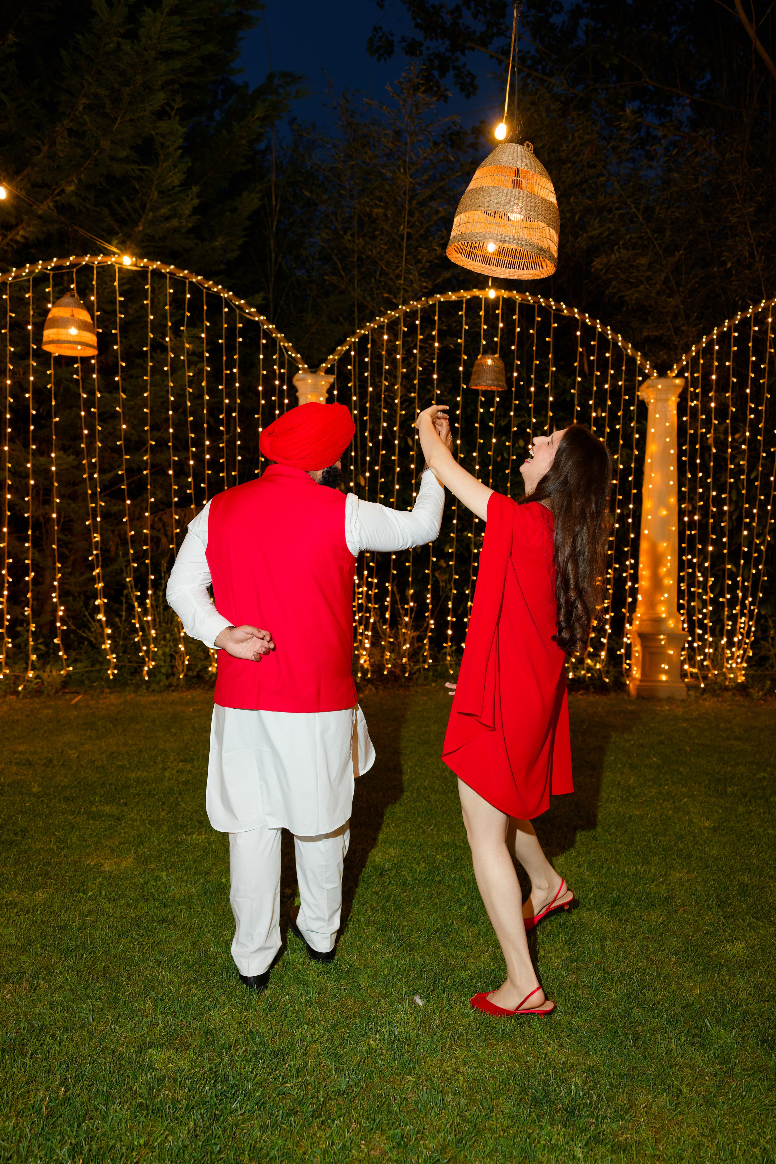 Pizza Party at Tenuta Massini, Florence, Italy. Destination Wedding Photographer — Nikita Burtsev