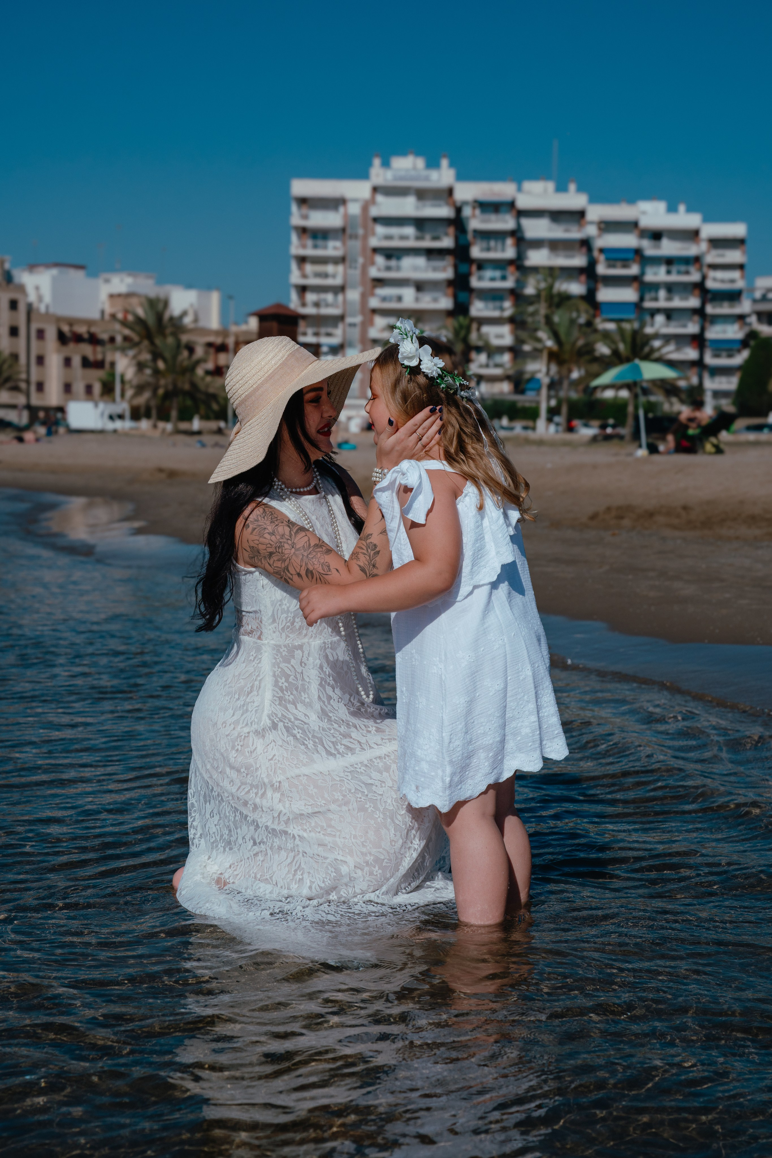 ANGELINA. Fotógrafa Olena Petryk. Realizo sesiones de fotos en Puerto de Sagunto