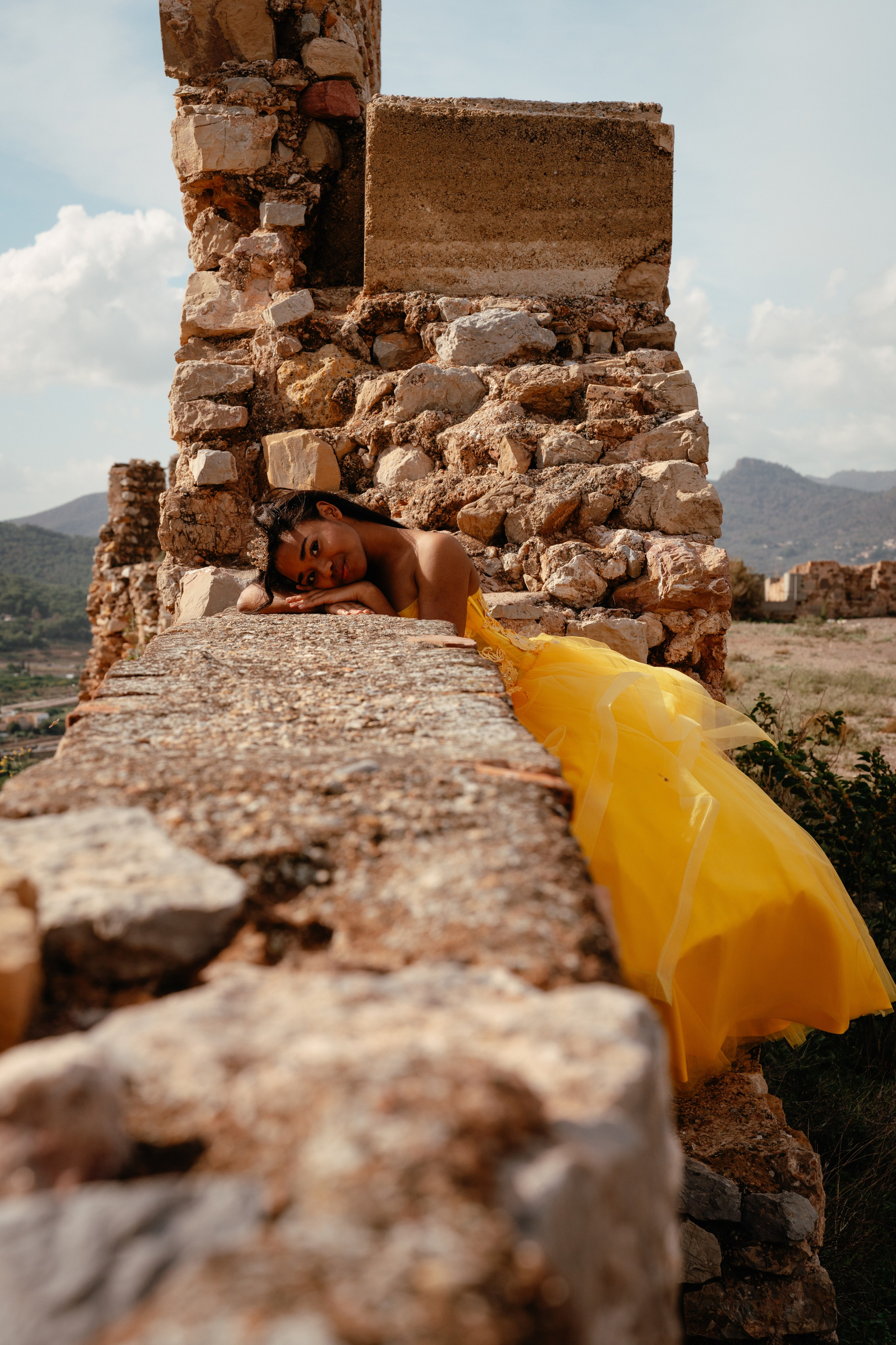 LOS 15 AÑOS DE SOFÍA. Fotógrafa Olena Petryk. Realizo sesiones de fotos en Puerto de Sagunto