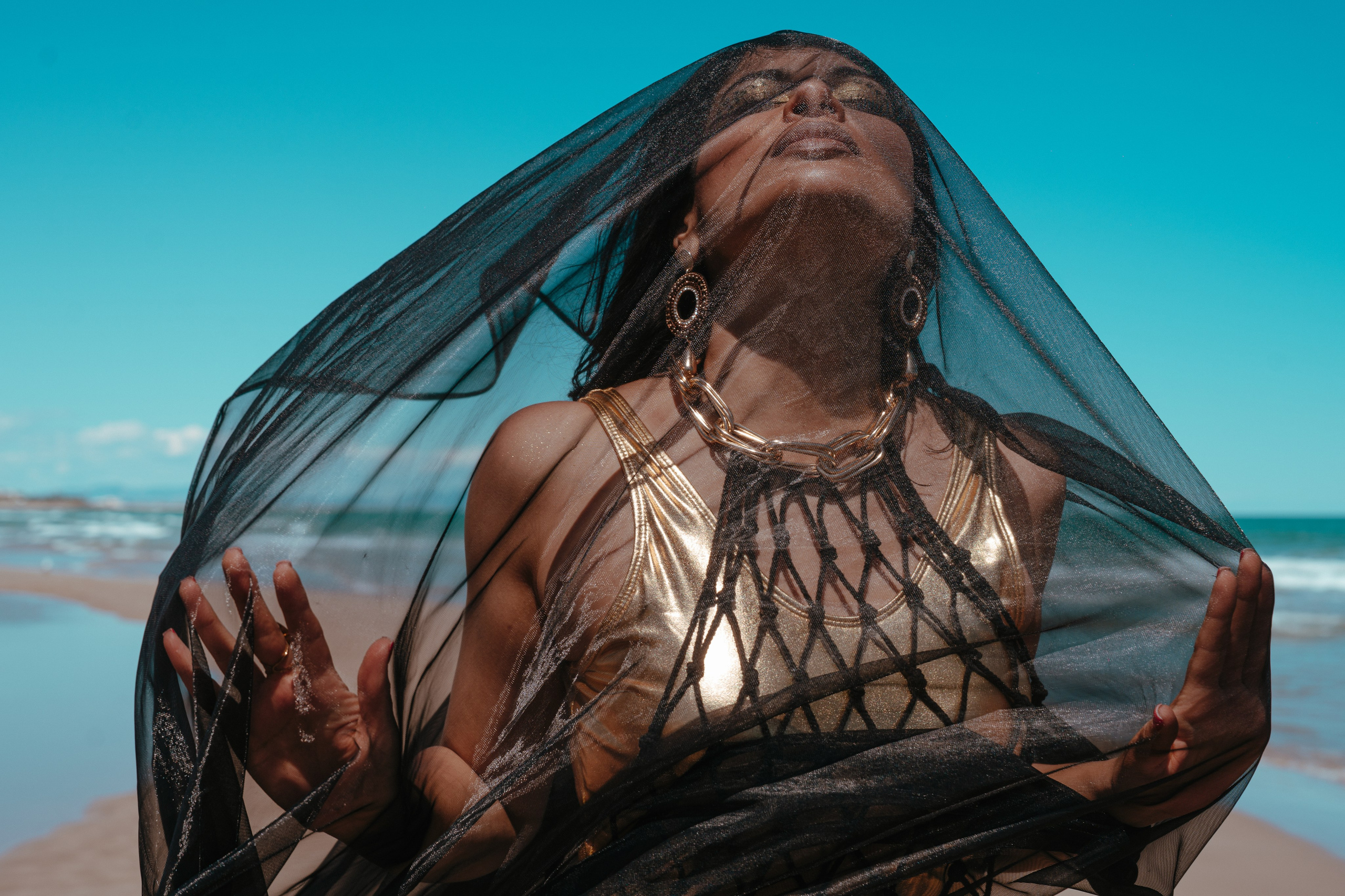 ALBINA. Fotógrafa Olena Petryk. Realizo sesiones de fotos en Puerto de Sagunto