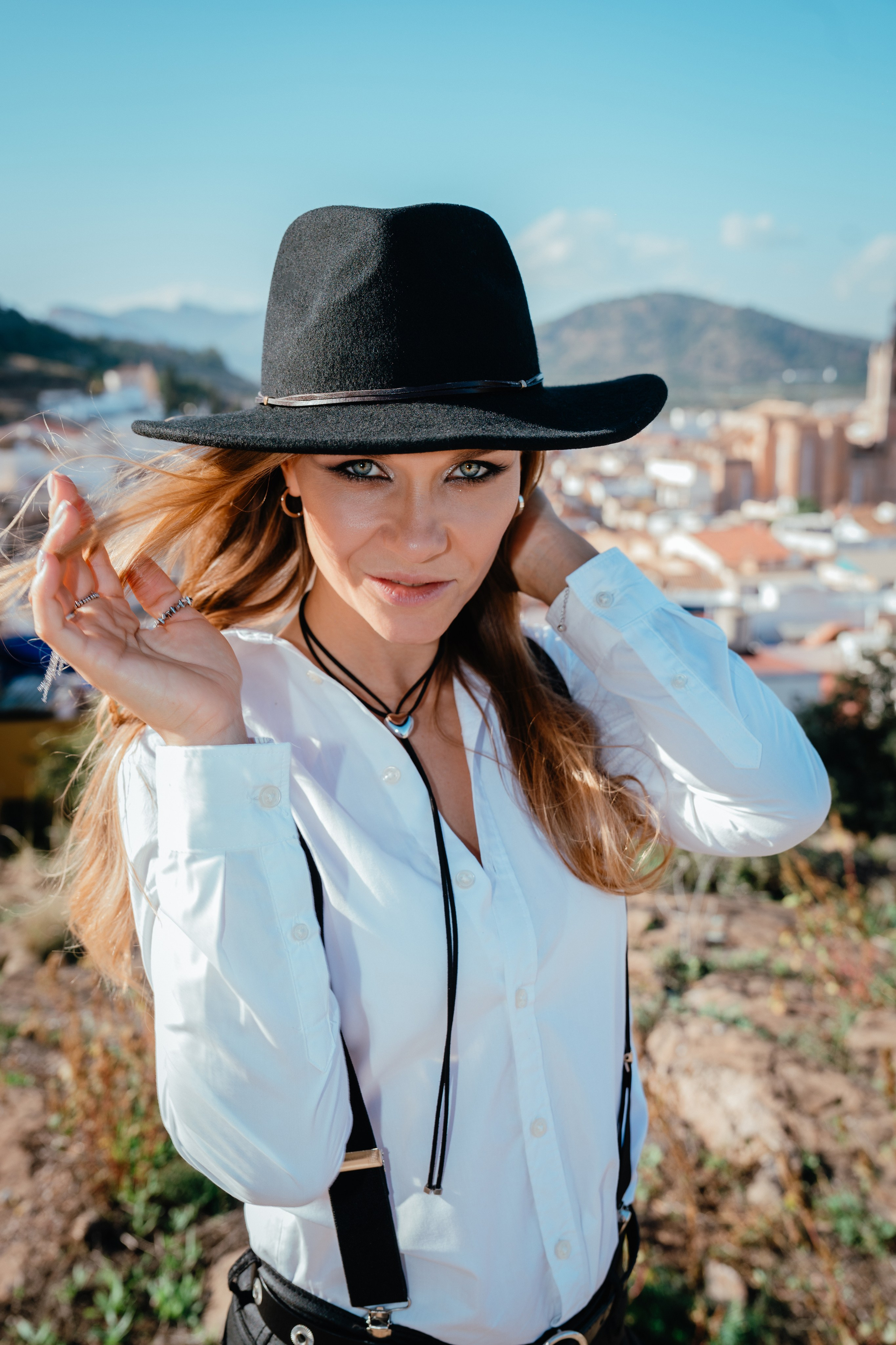 FOTOGRAFÍA DE JOYERÍA. Fotógrafa Olena Petryk. Realizo sesiones de fotos en Puerto de Sagunto
