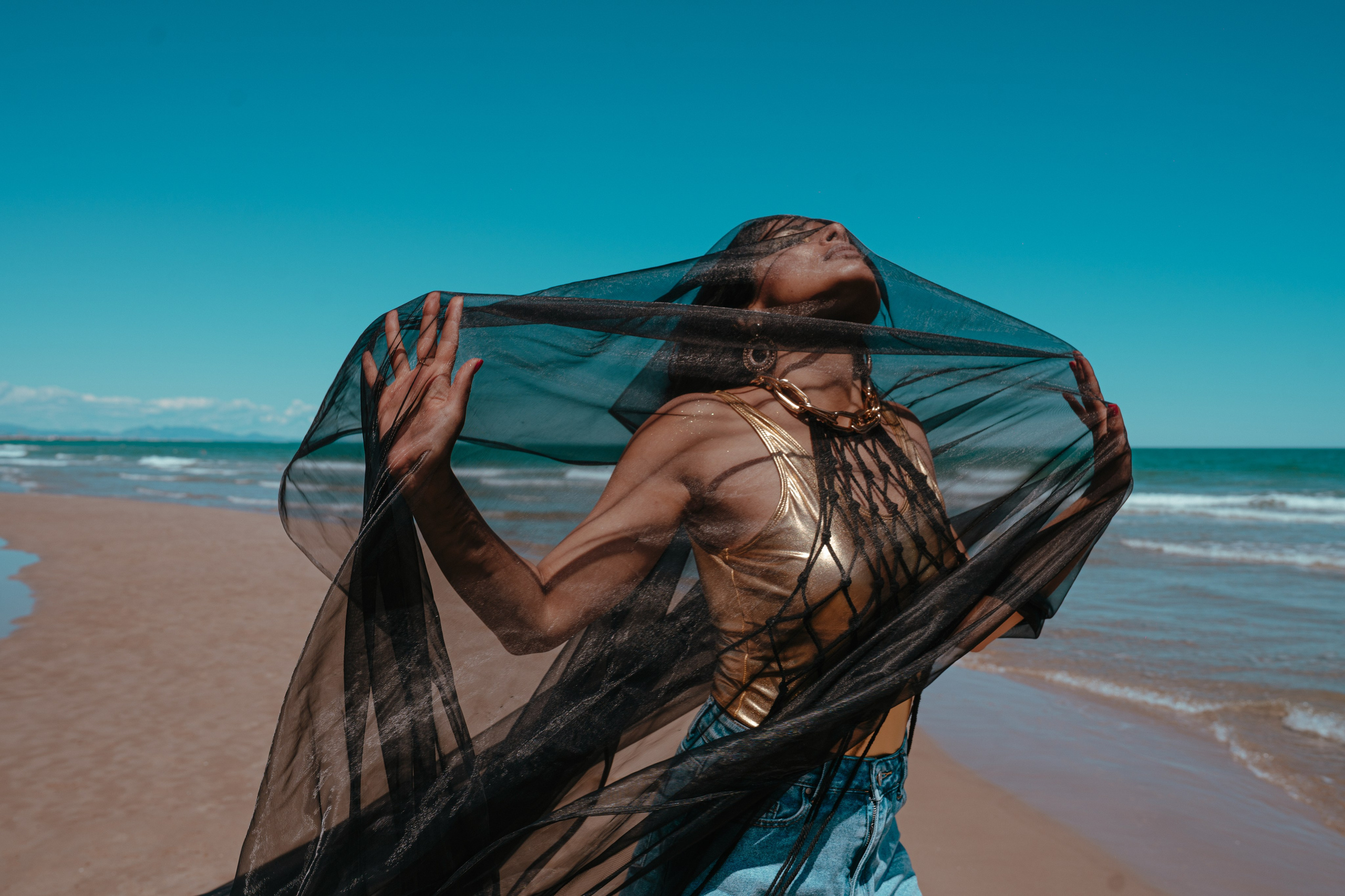 ALBINA. Fotógrafa Olena Petryk. Realizo sesiones de fotos en Puerto de Sagunto
