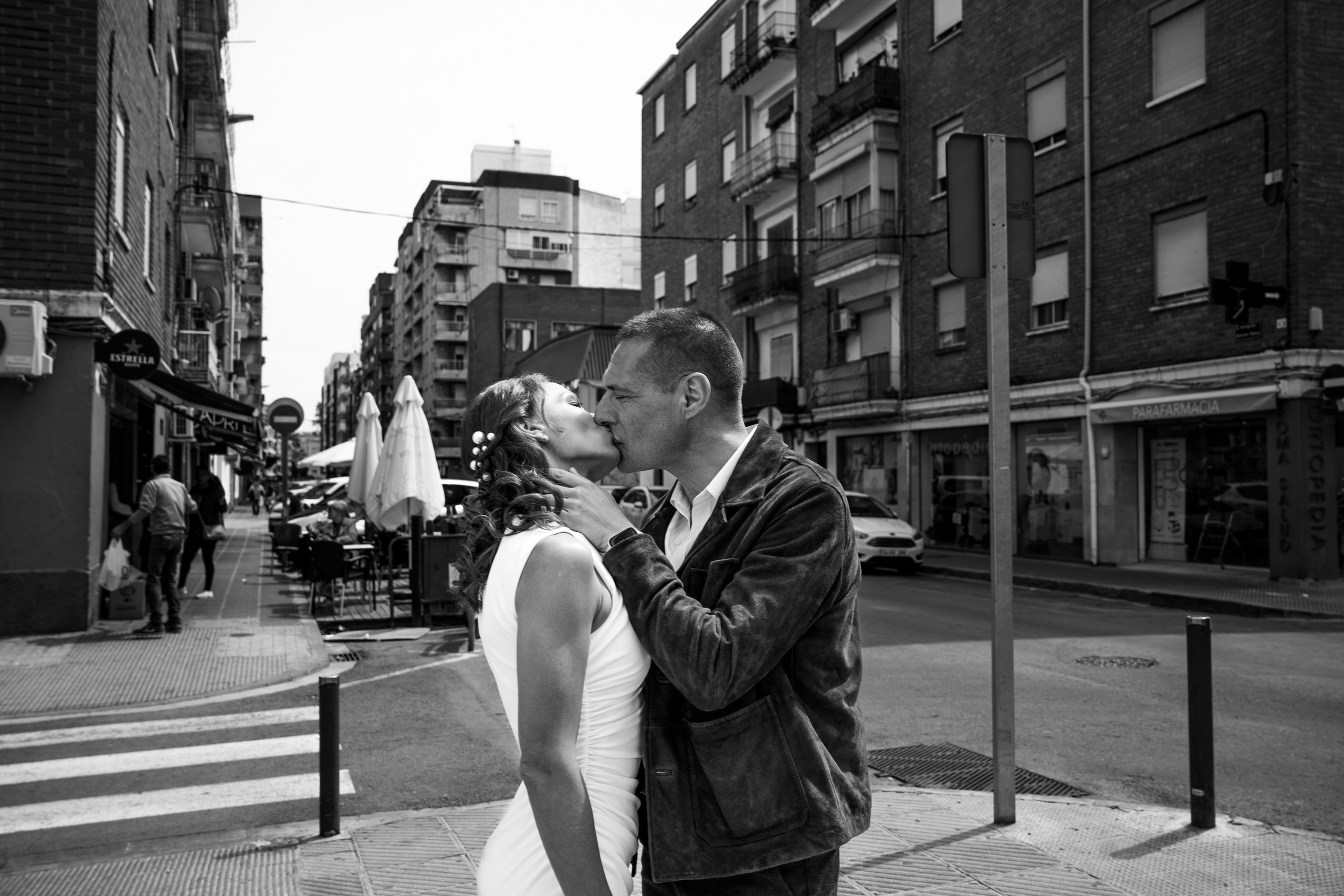 OKSI Y JAVI. Fotógrafa Olena Petryk. Realizo sesiones de fotos en Puerto de Sagunto