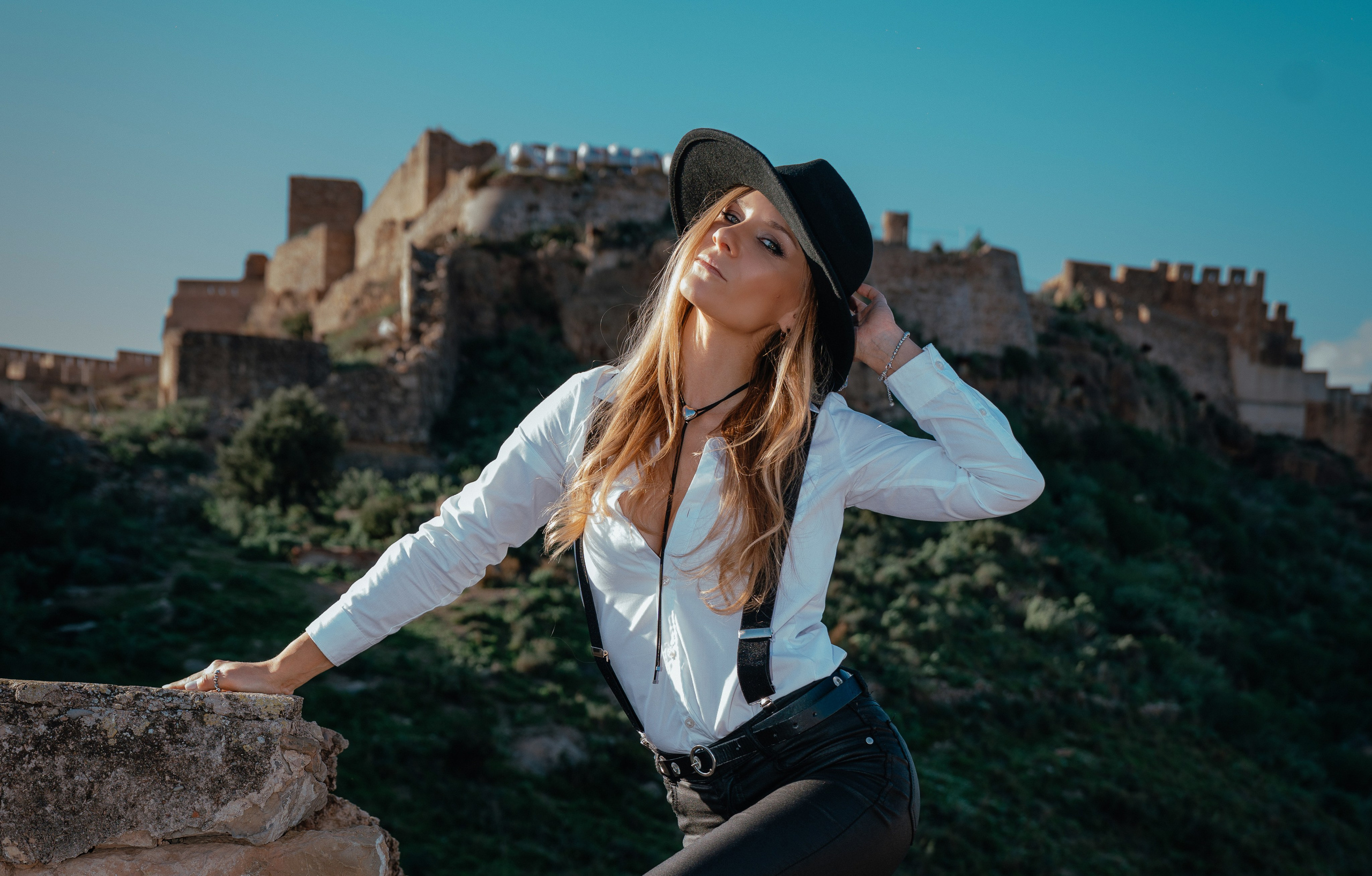 FOTOGRAFÍA DE JOYERÍA. Fotógrafa Olena Petryk. Realizo sesiones de fotos en Puerto de Sagunto