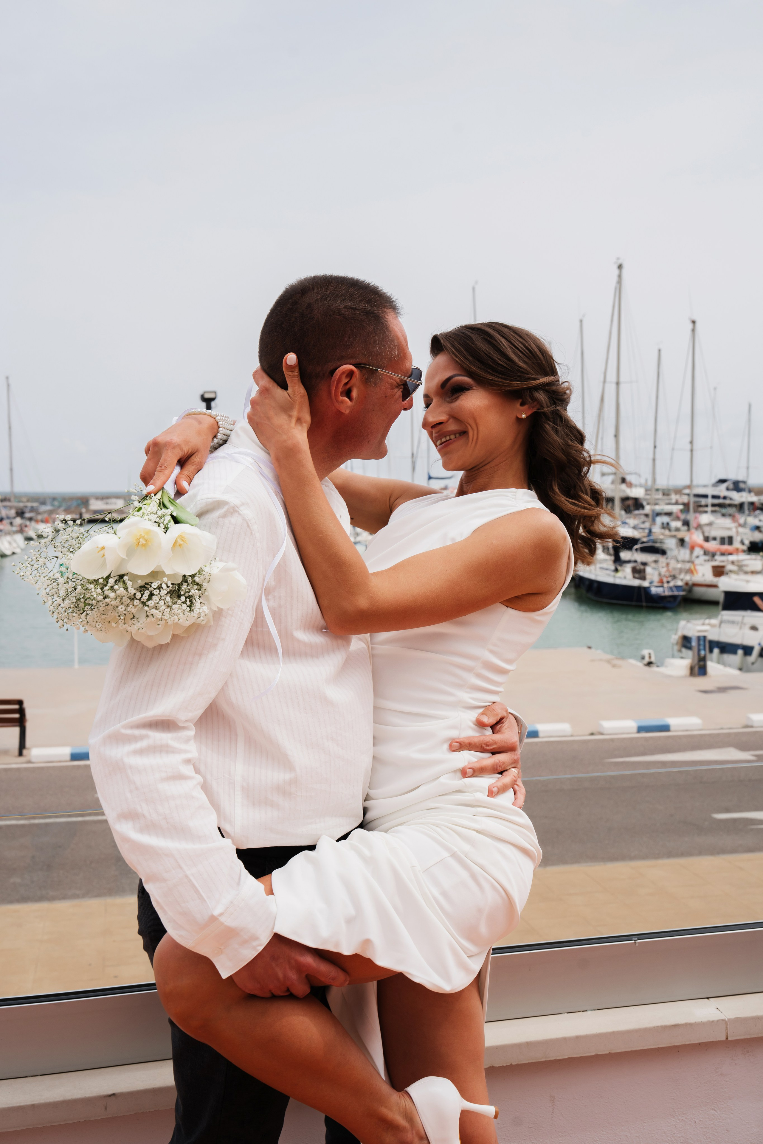 OKSI Y JAVI. Fotógrafa Olena Petryk. Realizo sesiones de fotos en Puerto de Sagunto