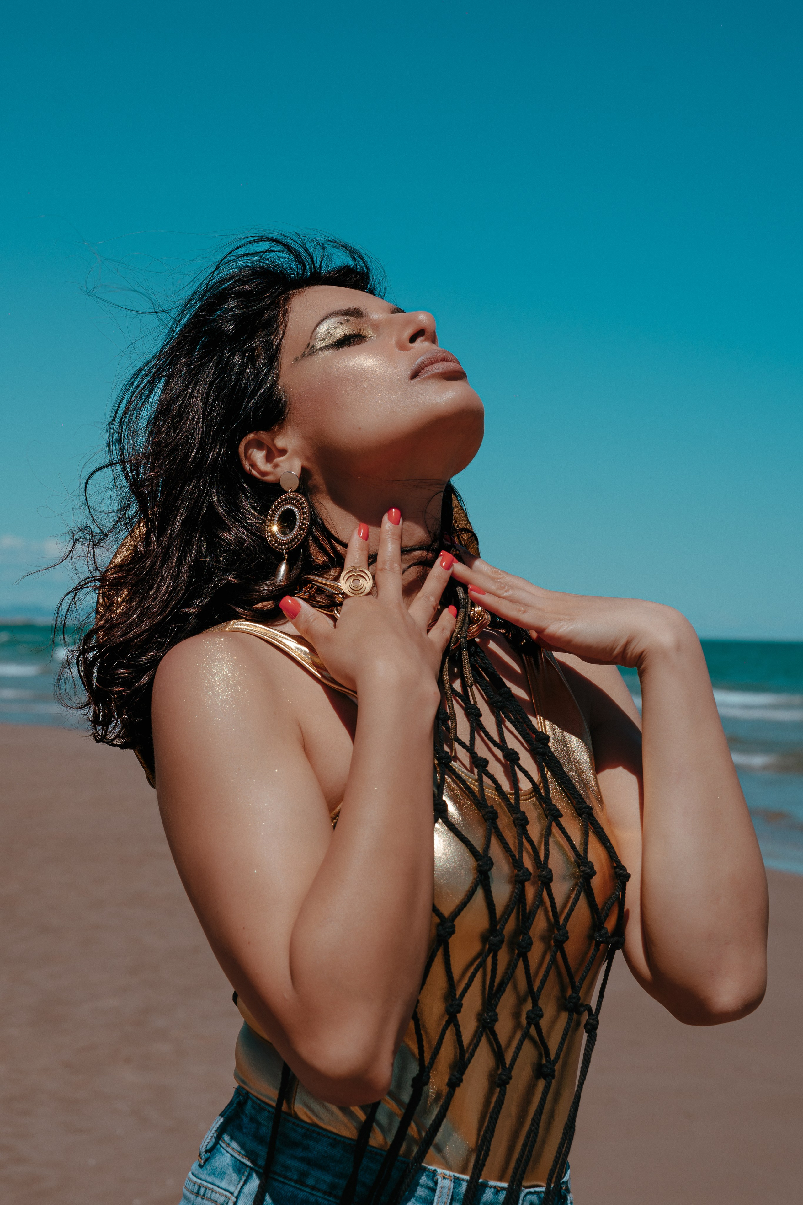 ALBINA. Fotógrafa Olena Petryk. Realizo sesiones de fotos en Puerto de Sagunto