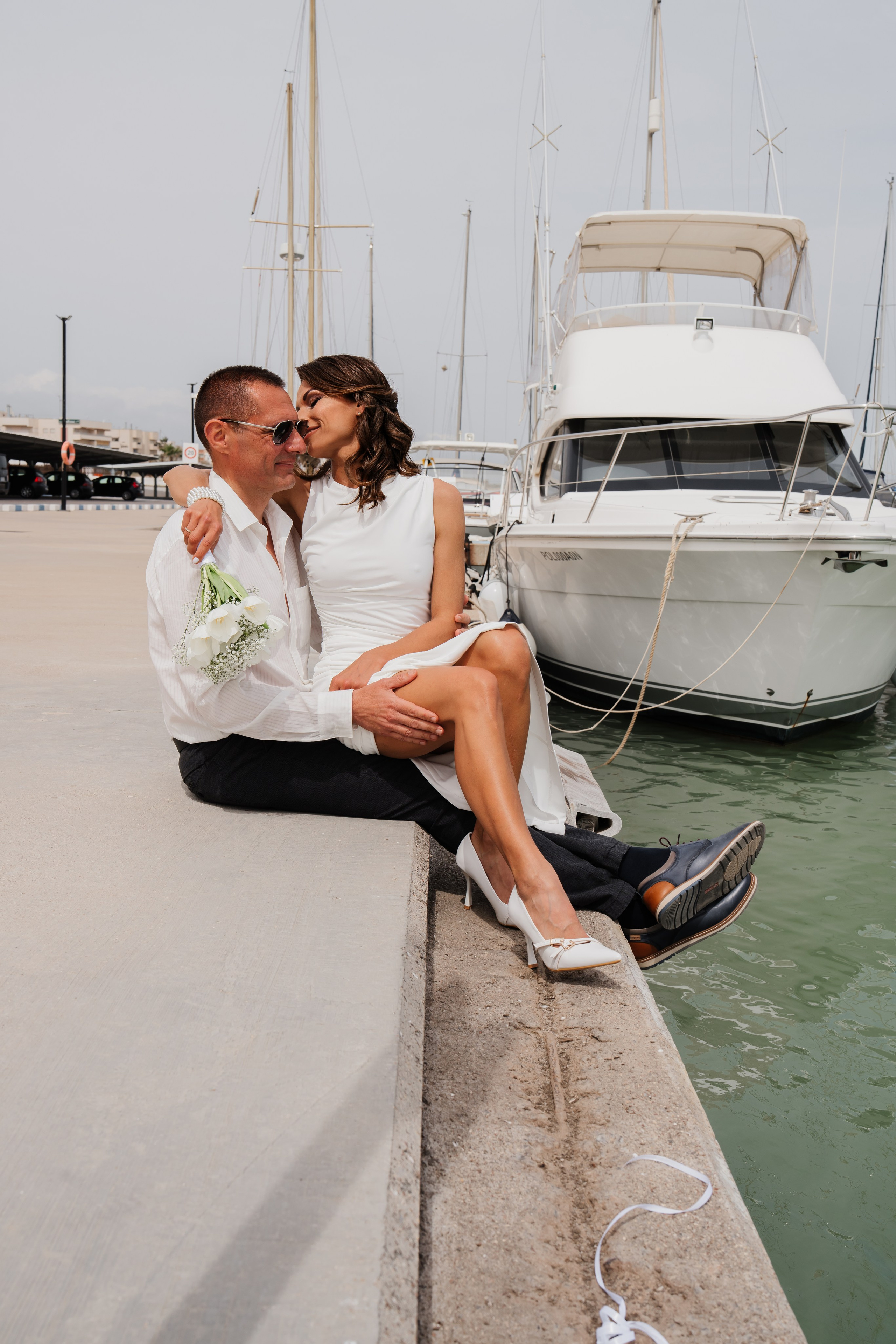 OKSI Y JAVI. Fotógrafa Olena Petryk. Realizo sesiones de fotos en Puerto de Sagunto