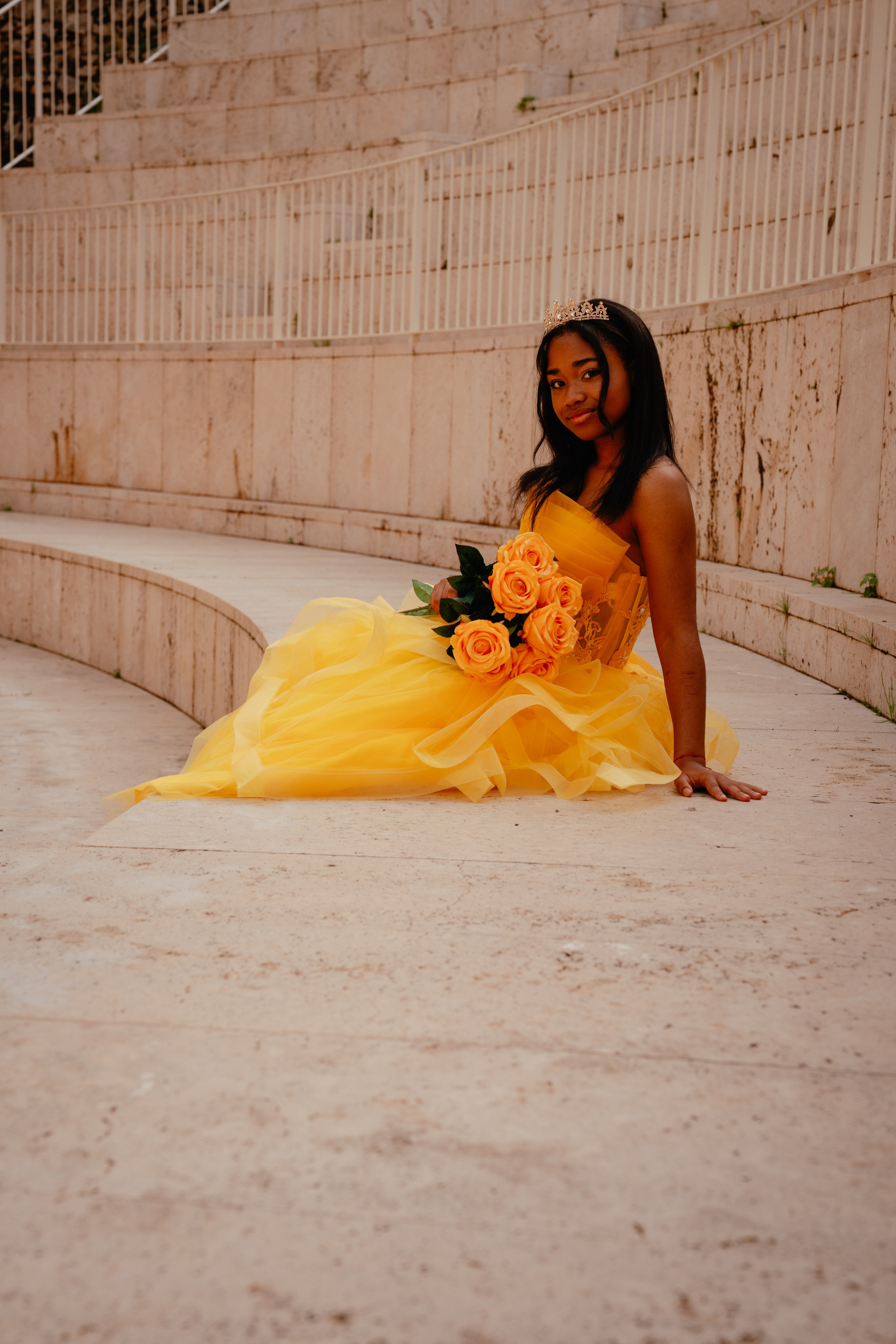 LOS 15 AÑOS DE SOFÍA. Fotógrafa Olena Petryk. Realizo sesiones de fotos en Puerto de Sagunto
