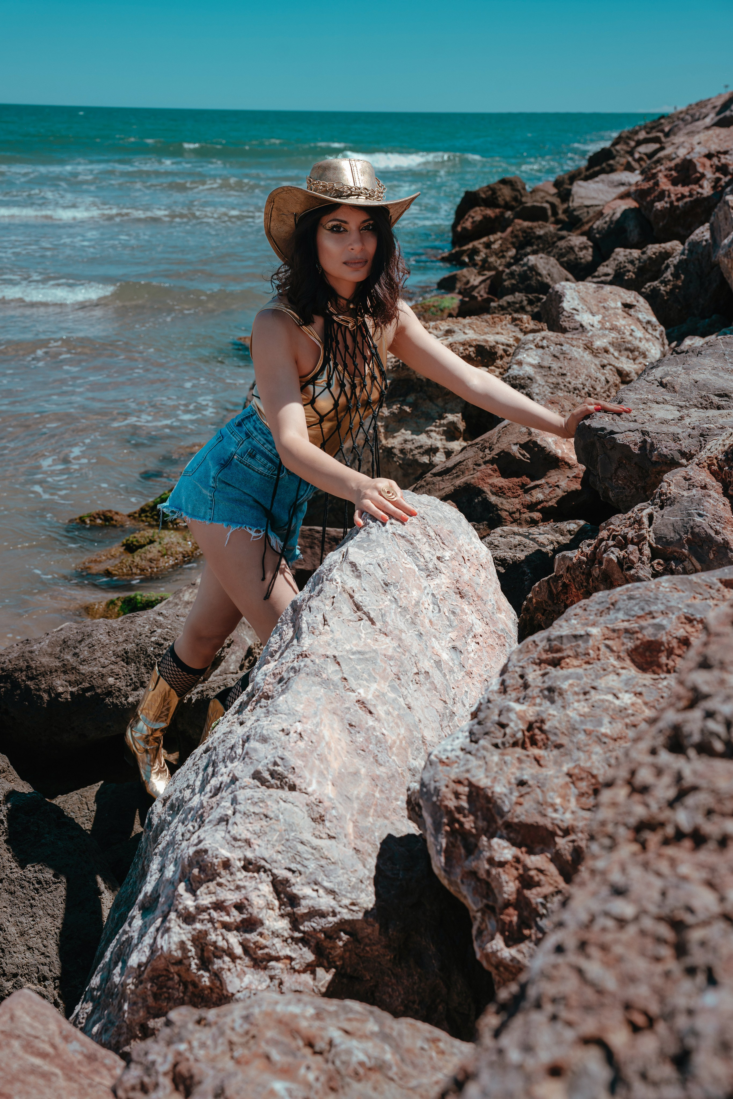ALBINA. Fotógrafa Olena Petryk. Realizo sesiones de fotos en Puerto de Sagunto