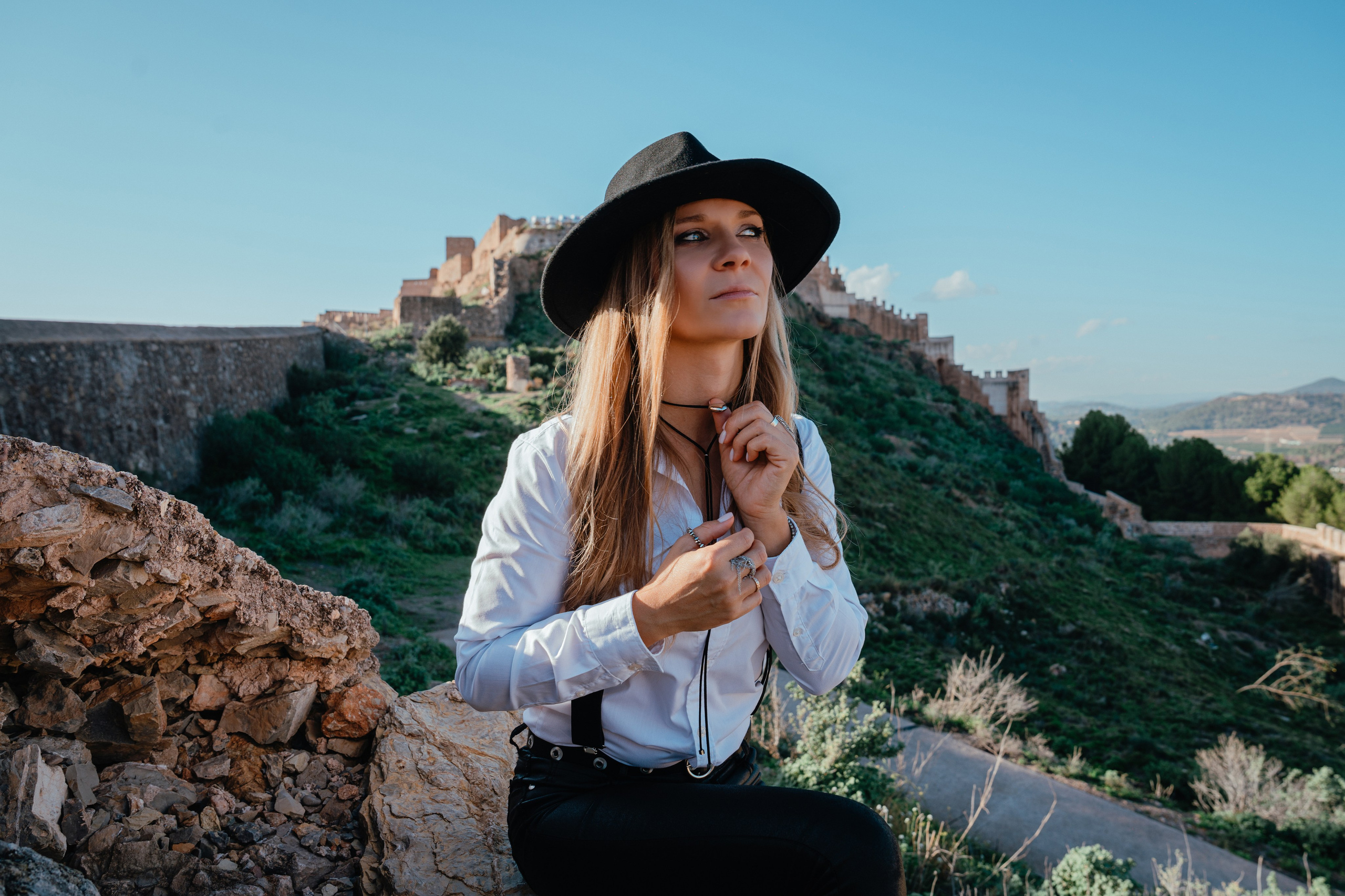 FOTOGRAFÍA DE JOYERÍA. Fotógrafa Olena Petryk. Realizo sesiones de fotos en Puerto de Sagunto