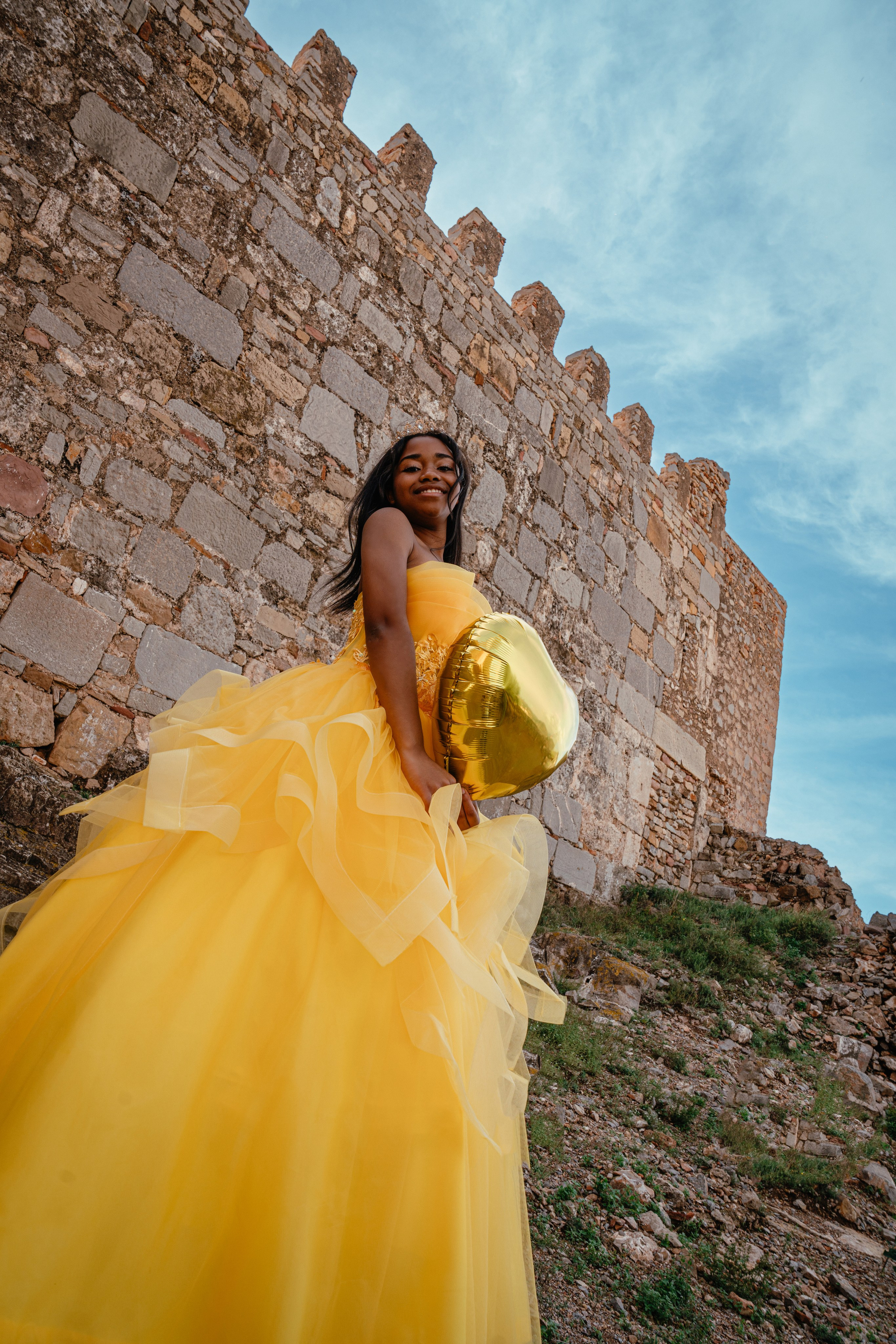 LOS 15 AÑOS DE SOFÍA. Fotógrafa Olena Petryk. Realizo sesiones de fotos en Puerto de Sagunto