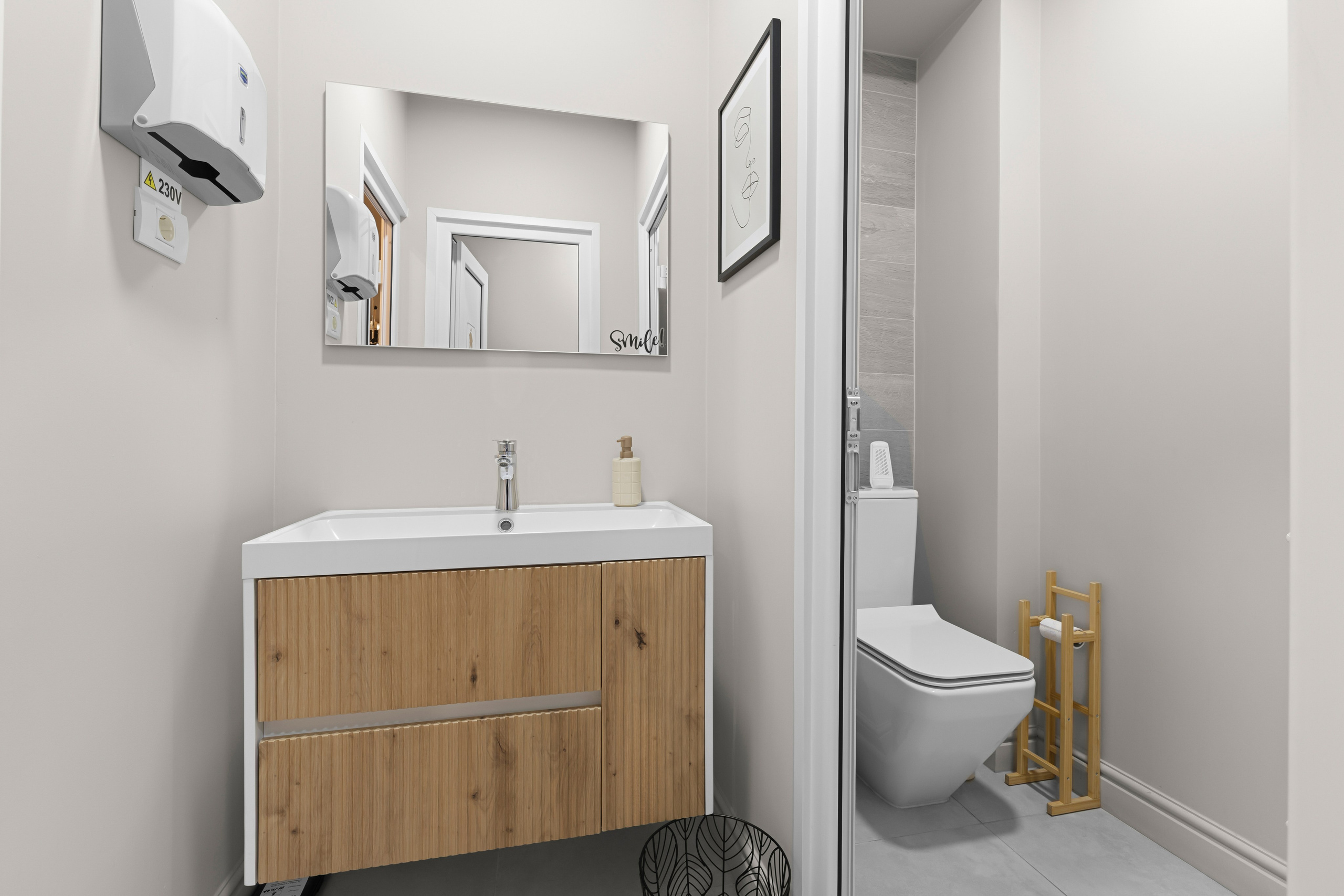 INTERIOR - REALESTATE. Samuel Ciobanu