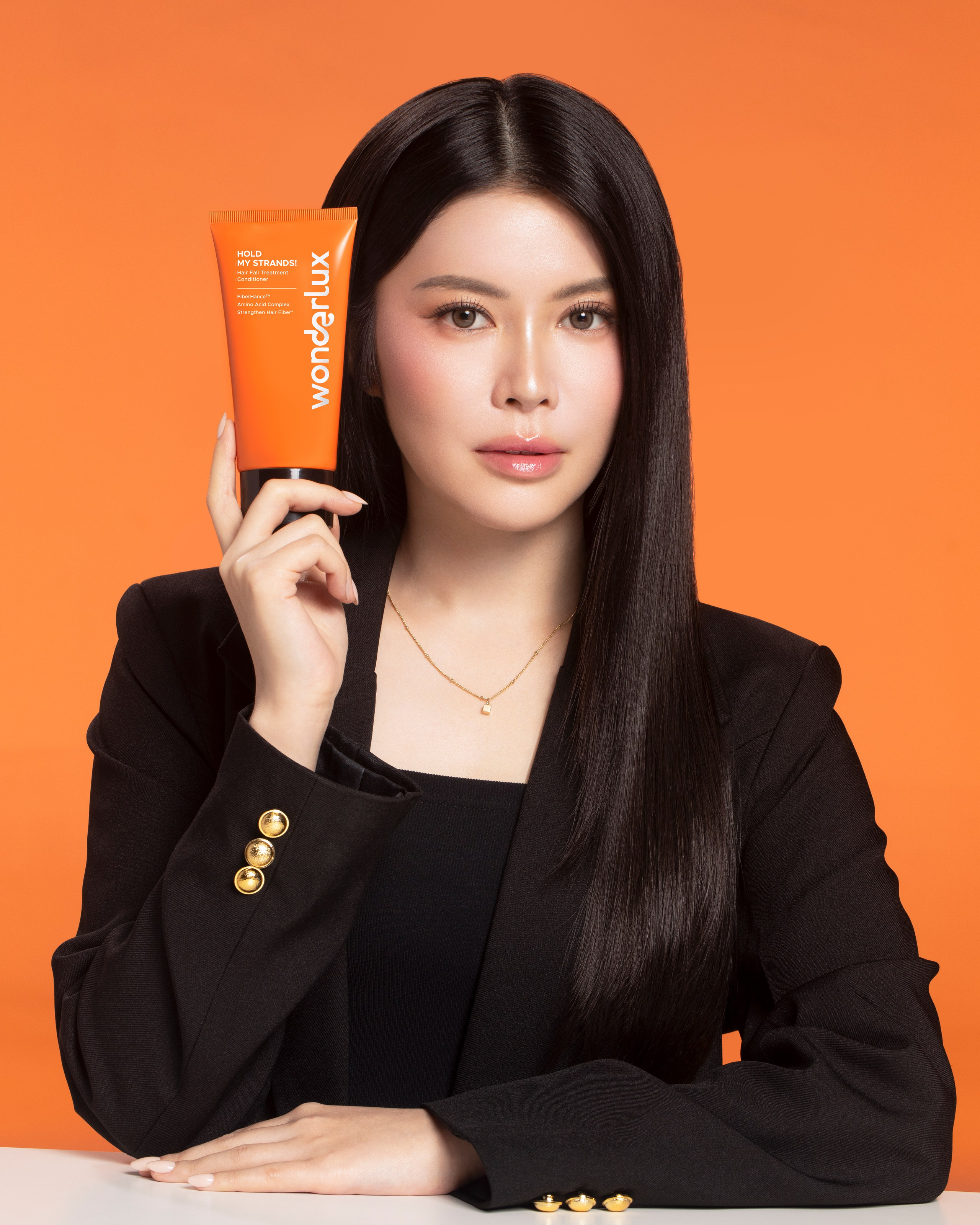 For Wonderlux. Production: @met_studio | Retouch @retouch.jngmariia