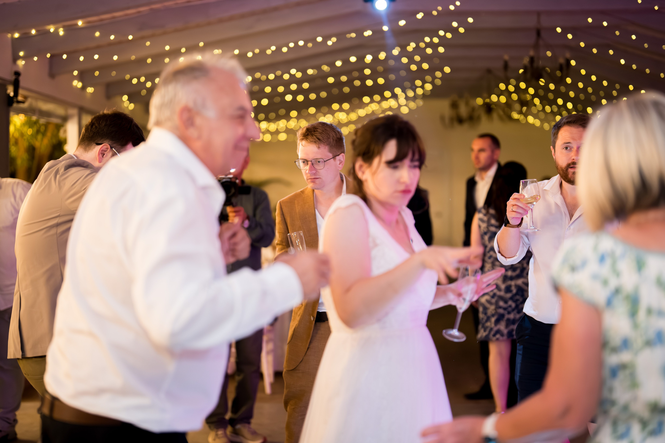 PARTY. Gabriel Florea — Fotograf nuntă București