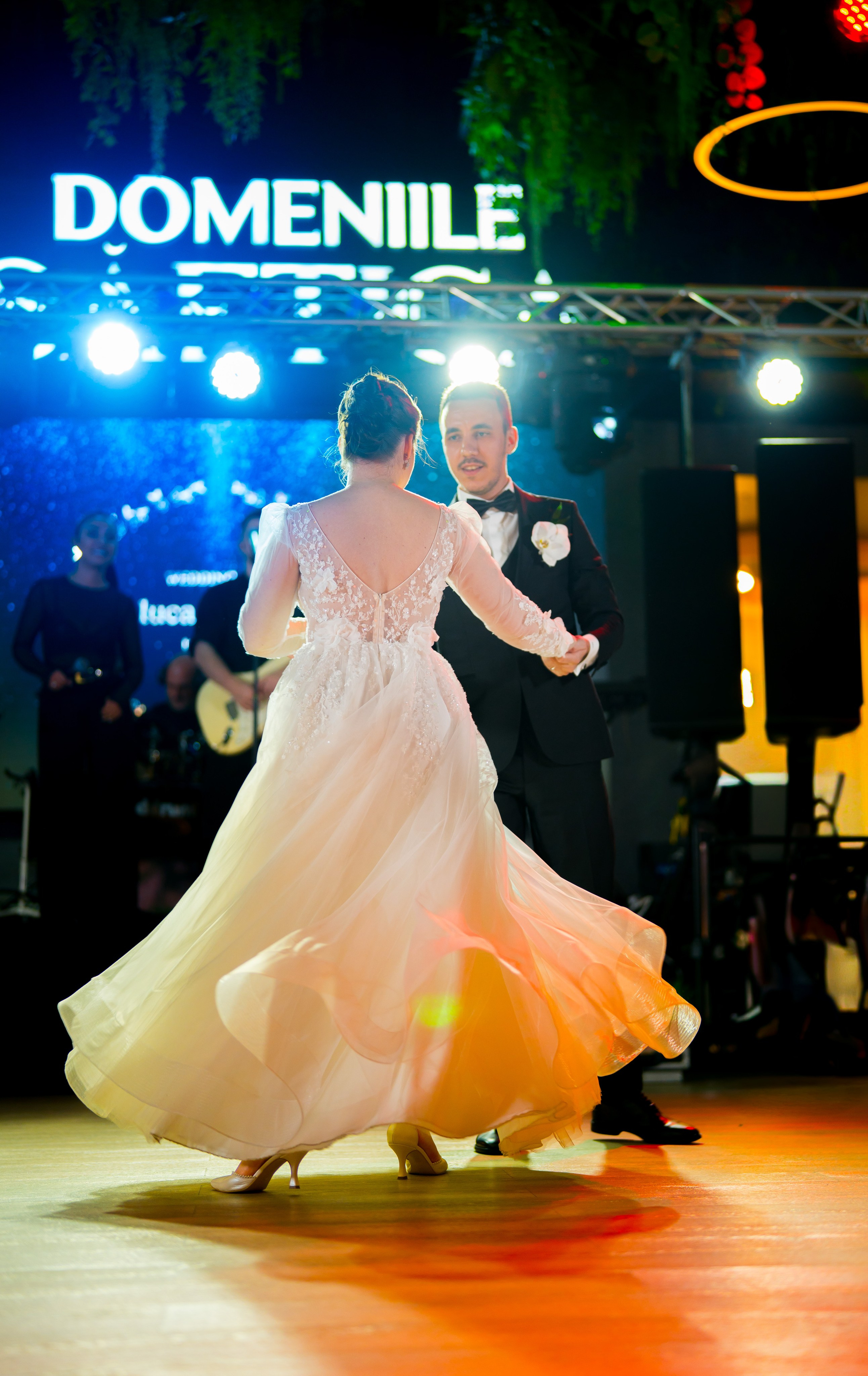 PARTY. Gabriel Florea — Fotograf nuntă București