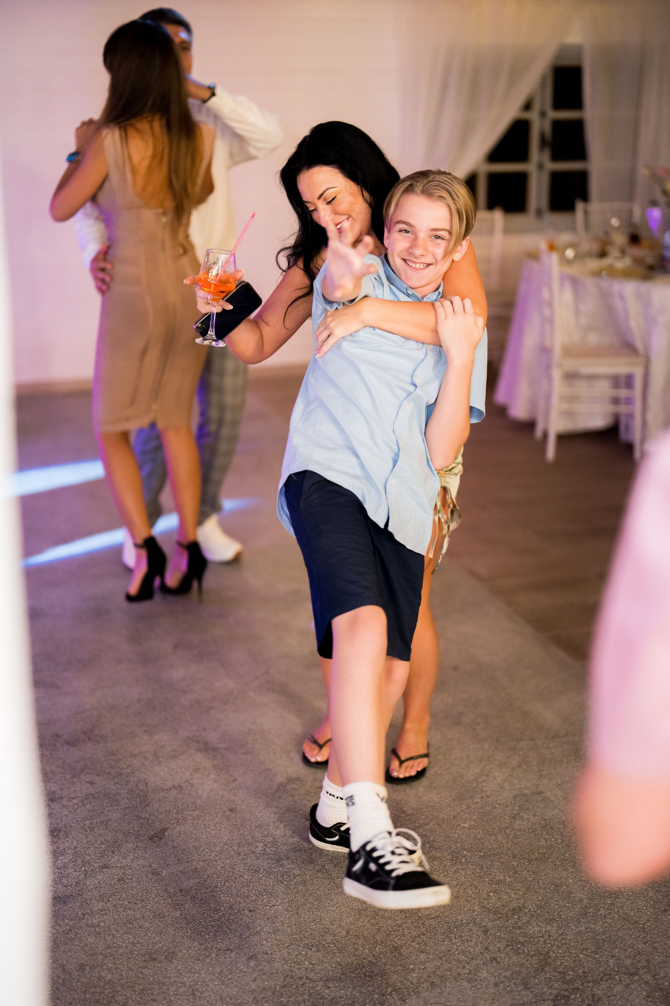 PARTY. Gabriel Florea — Fotograf nuntă București