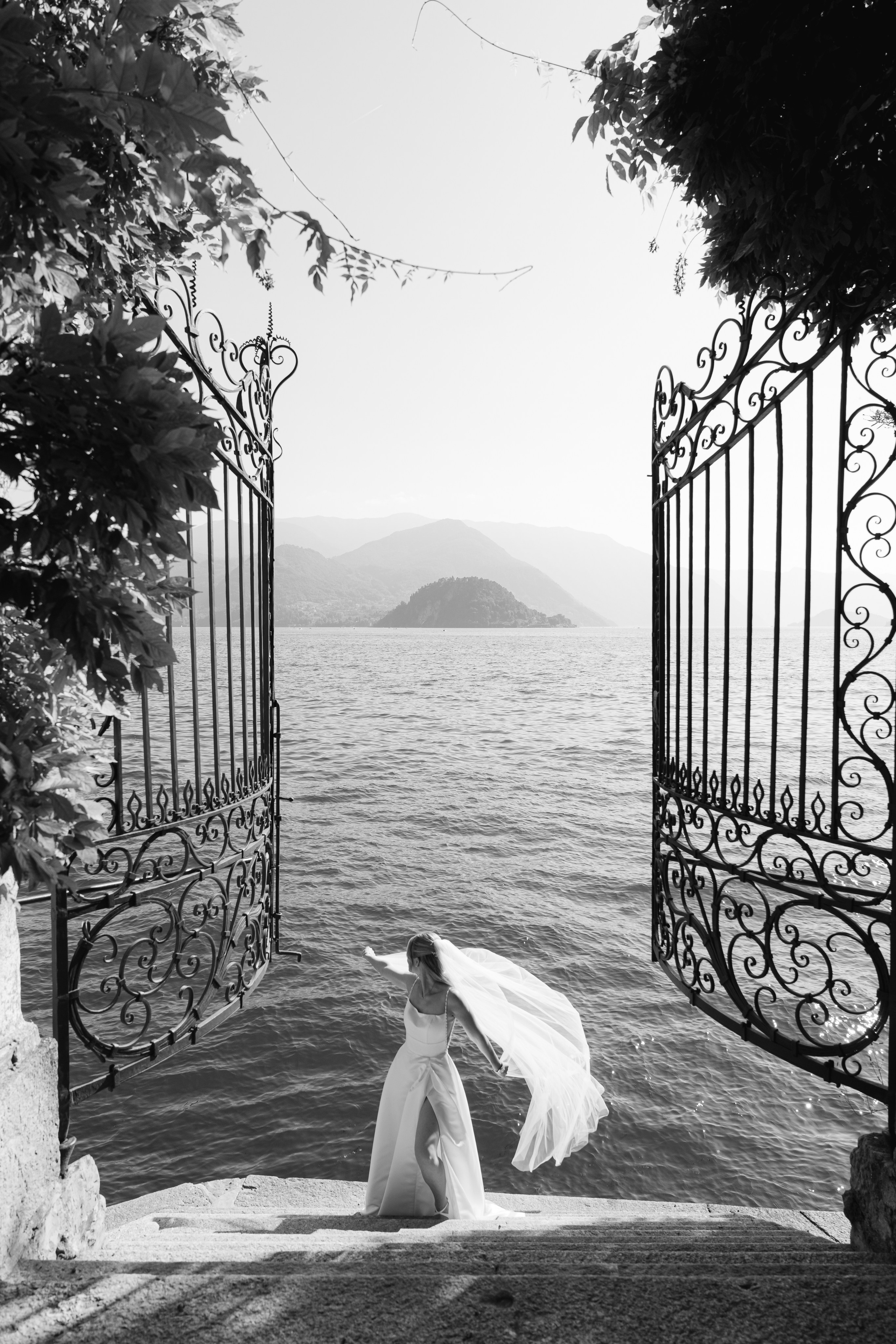 SIMONA AND SERDJIO_VILLA CIPRESSI_LAKE COMO. PHOTOGRAPHER IN ITALY