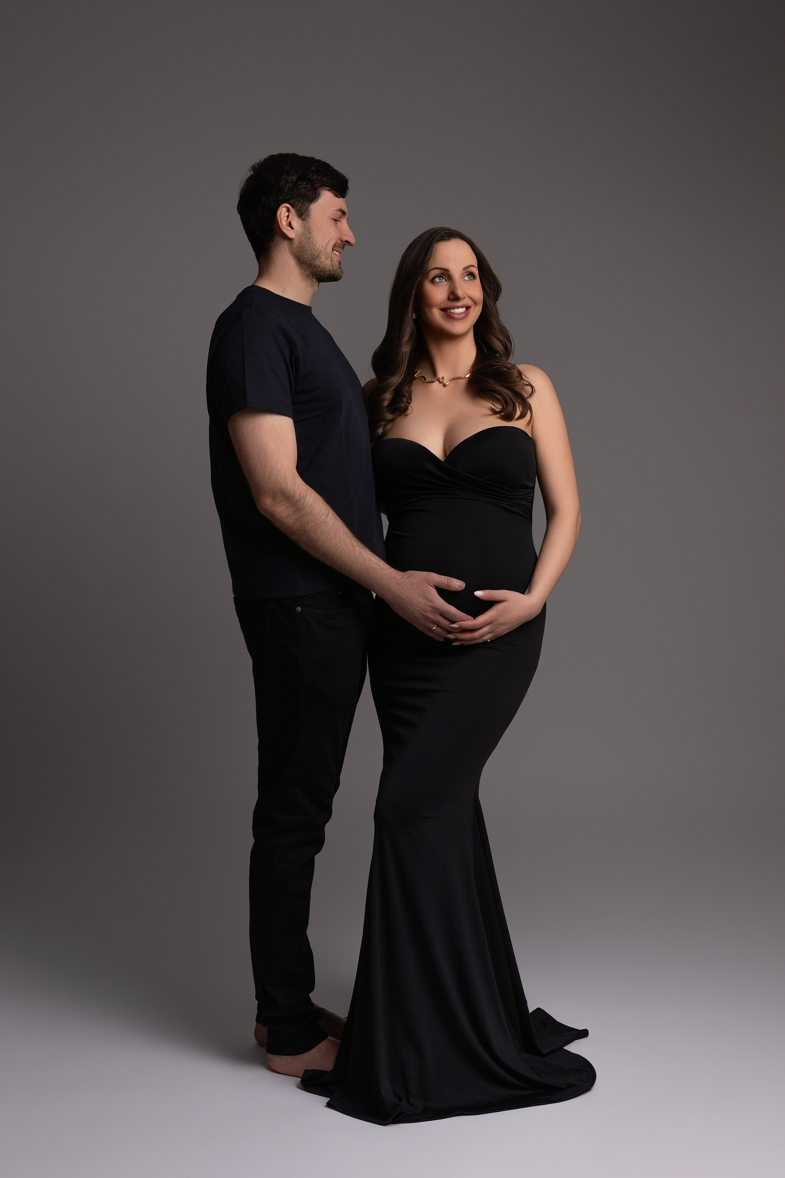 Babybauch. Neugeborene- Schwangerschaft- und Kinder Fotografin in Lehre