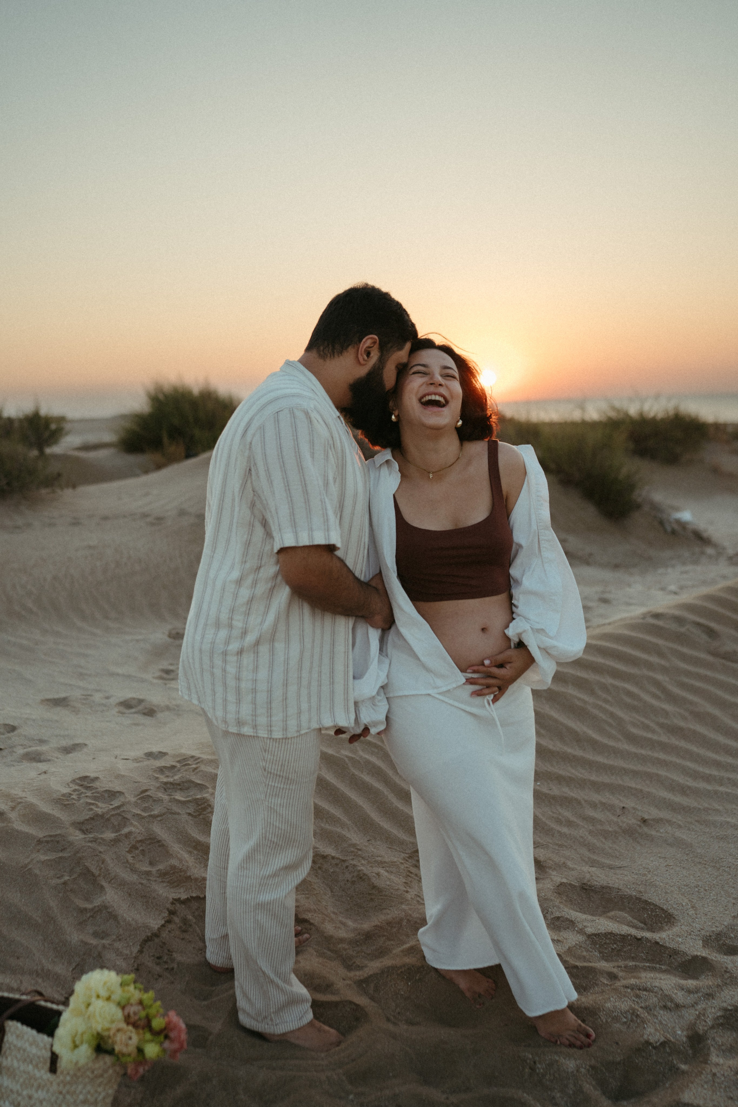 Expecting Javad. Family photographer in Saudi Arabia