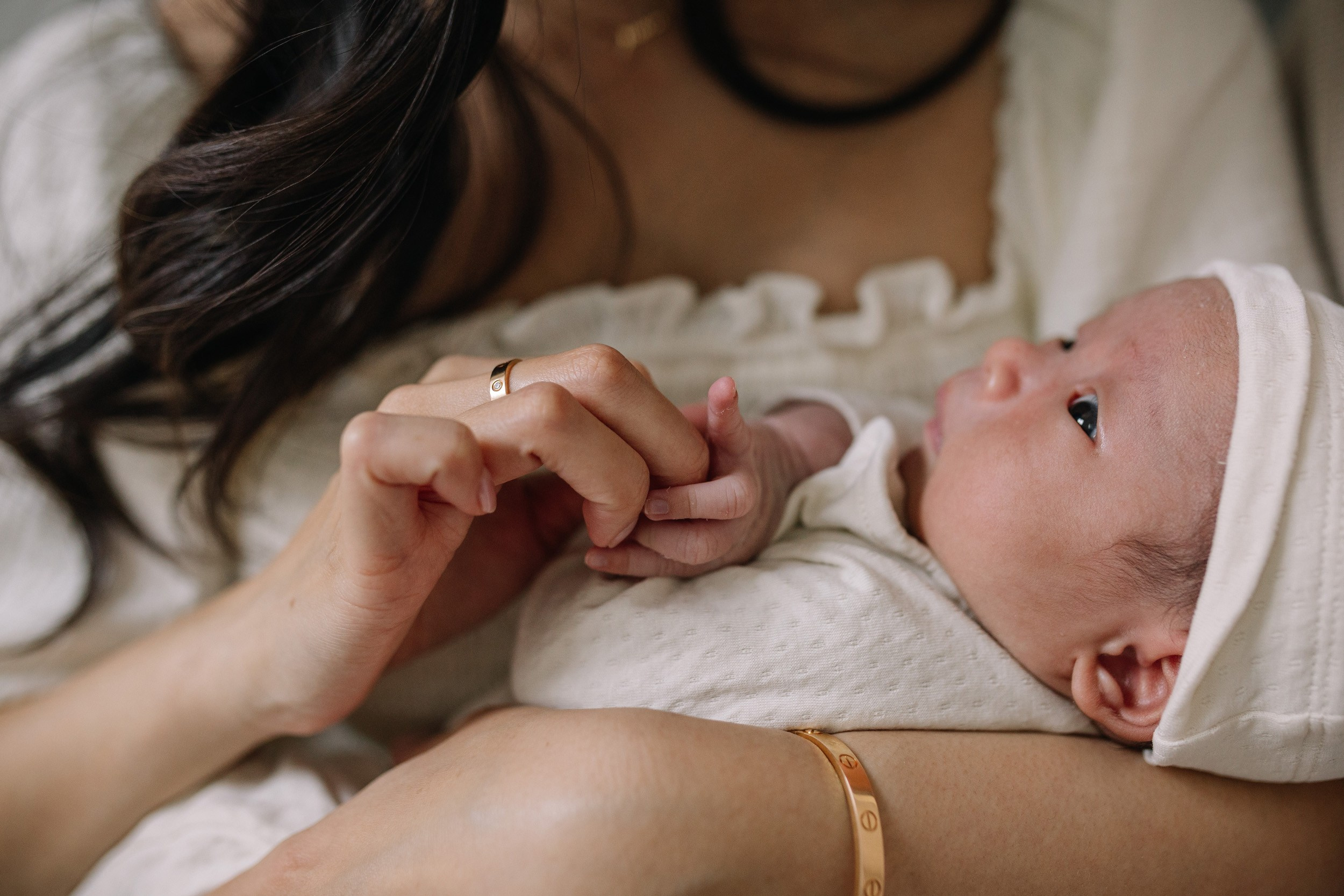 Newborn Home Photo Session. Maternity, newborn photographer in the Bay Area|Iryna Rakivnenko