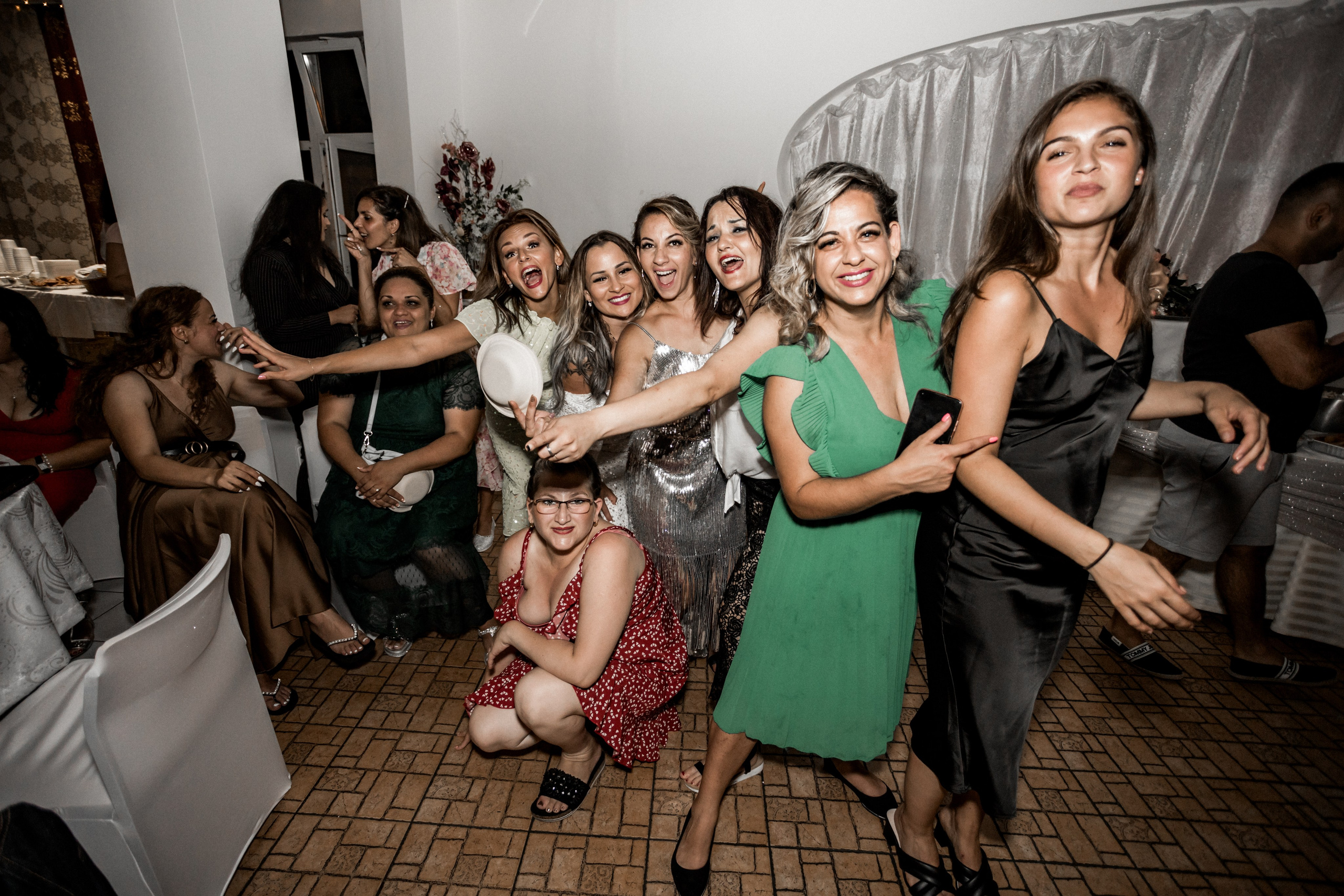 Pavel & Yveta. Svatební fotograf a kameraman v Česku a po celé Evropě — Teplice, Ústí nad Labem, Praha, Drážďany