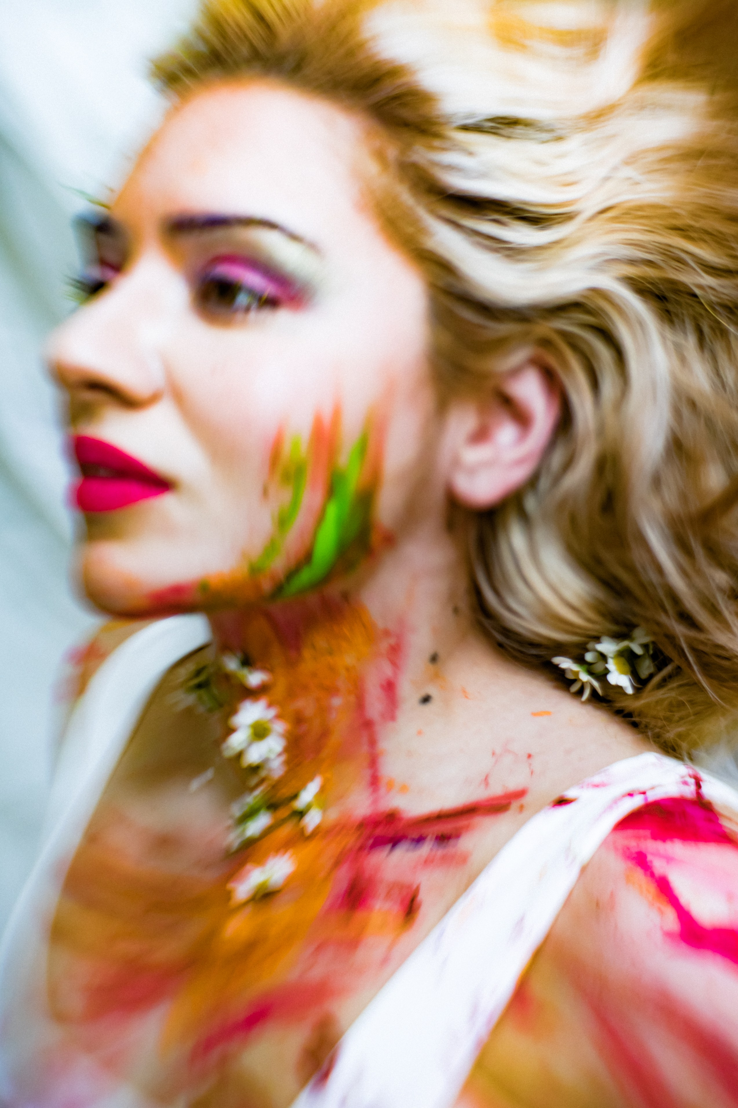 ElizabeteLifecolors/ body art by Evia Zausaeva. Sandra Garanca Portrait and event photographer