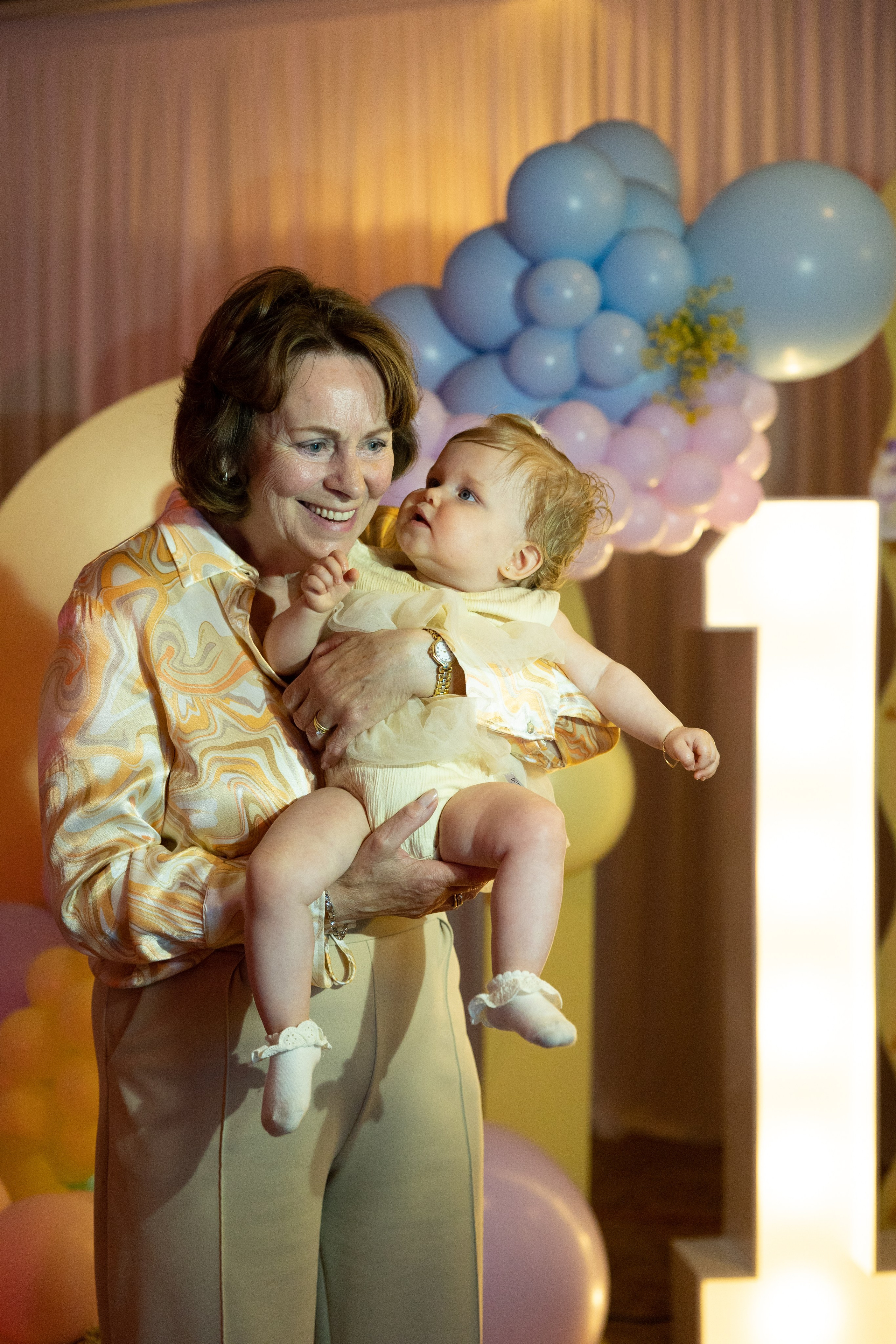 1 st Birthday. Portrait and Family Photographer in Netherlands
