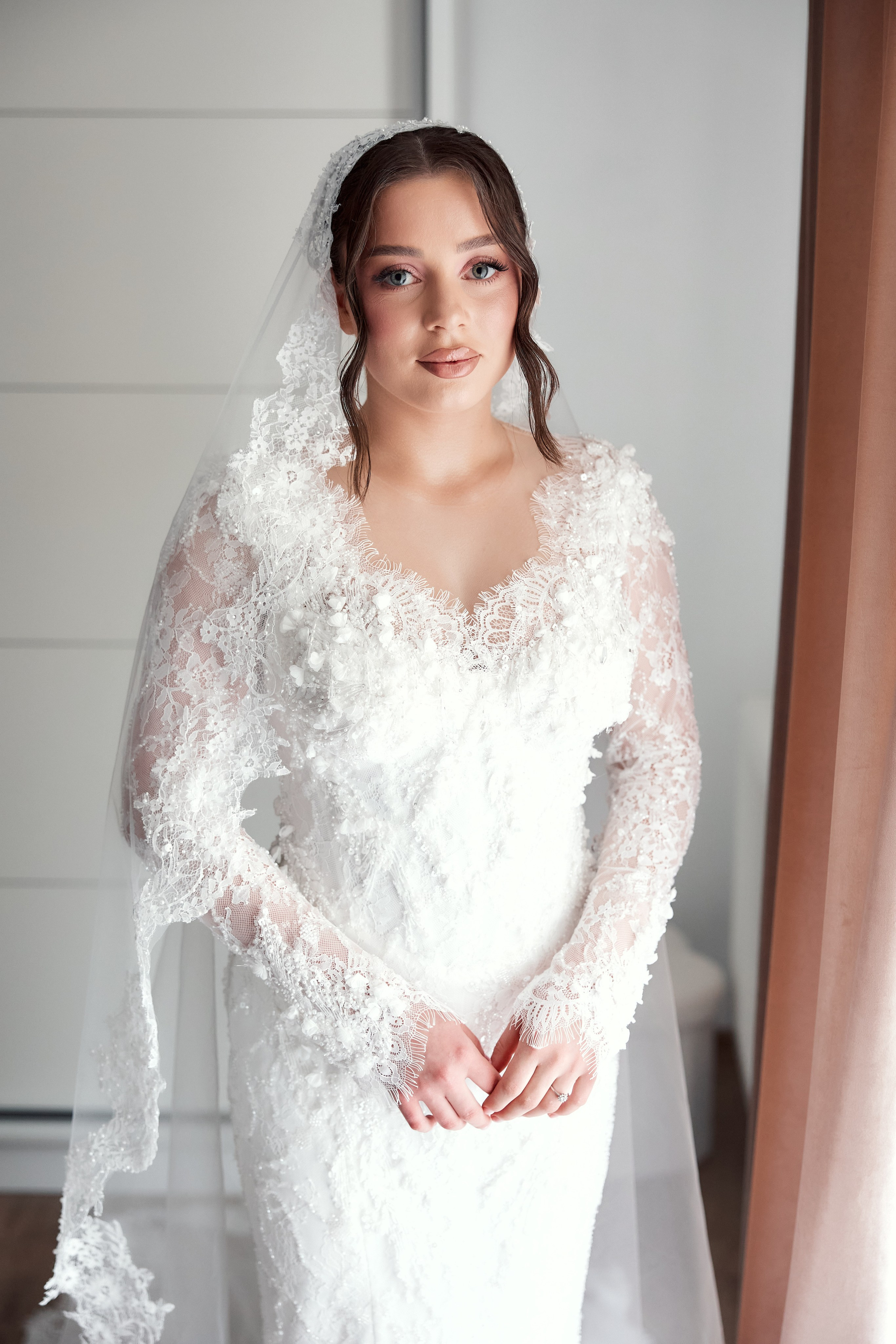 Emil & Cristina. Photographer Luca Medieșan