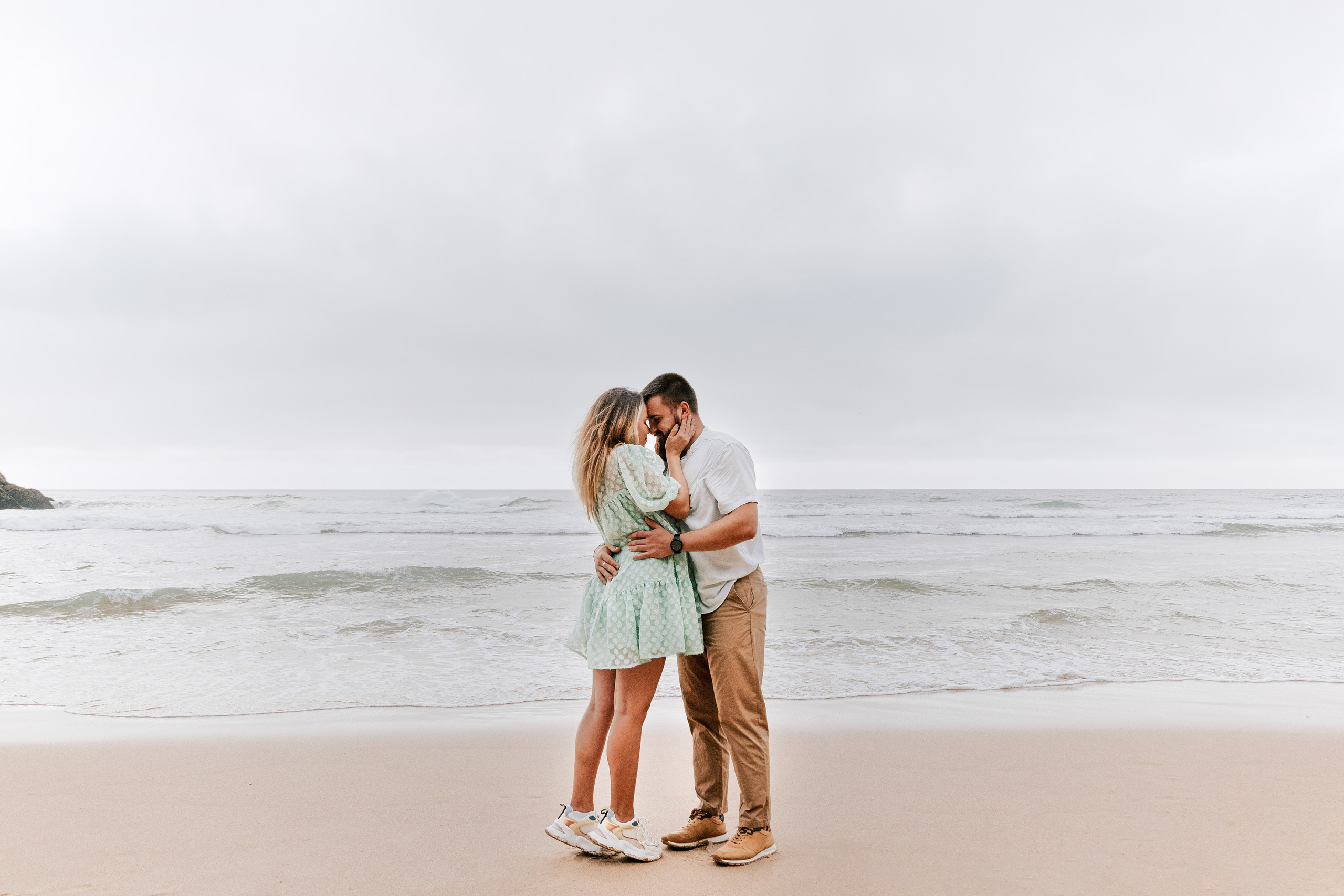 Sessão Maternidade em Praia da Adraga. Fotografia e Filmes de Casamento de Luxo | Portugal & Destination Weddings | Ricardo & Mary Pictures