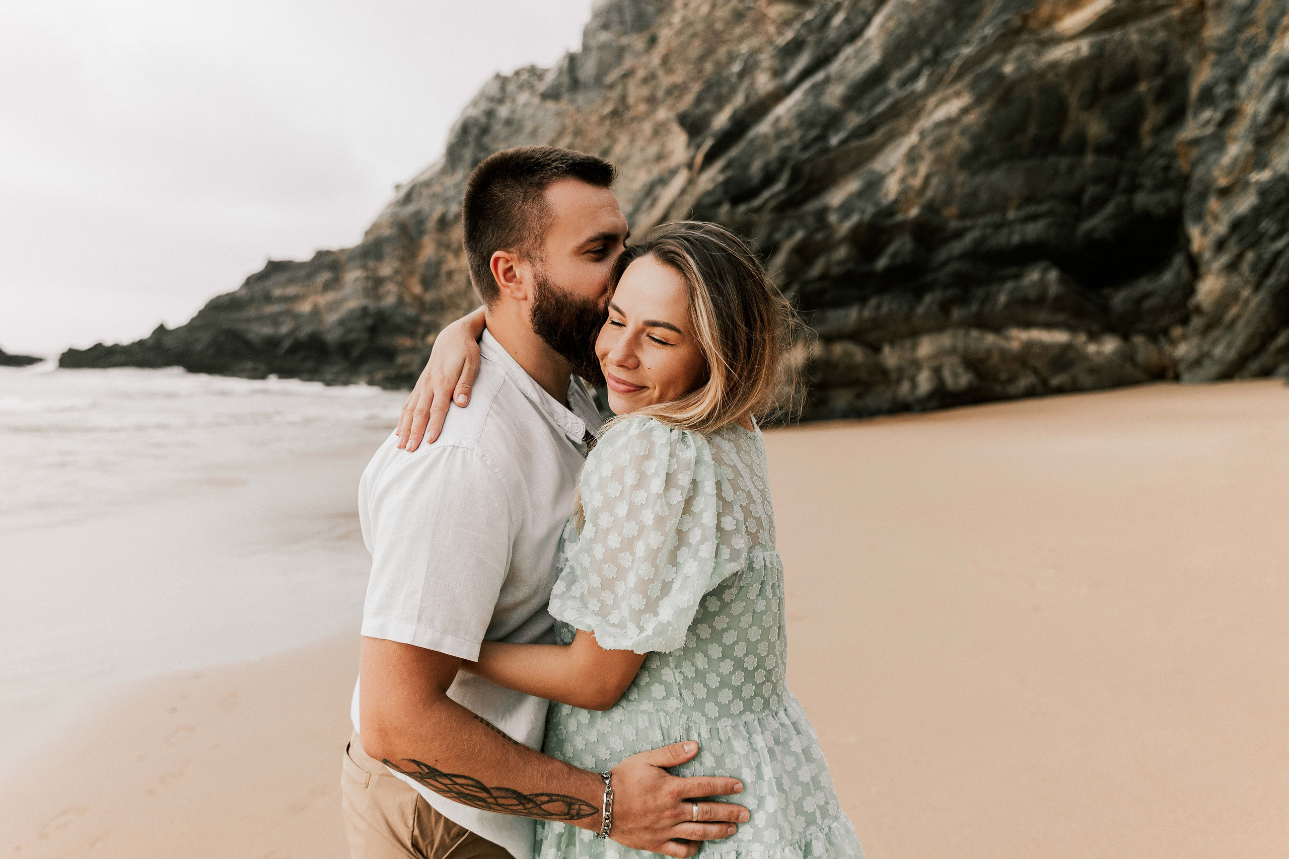 Sessão Maternidade em Praia da Adraga. Fotografia e Filmes de Casamento de Luxo | Portugal & Destination Weddings | Ricardo & Mary Pictures