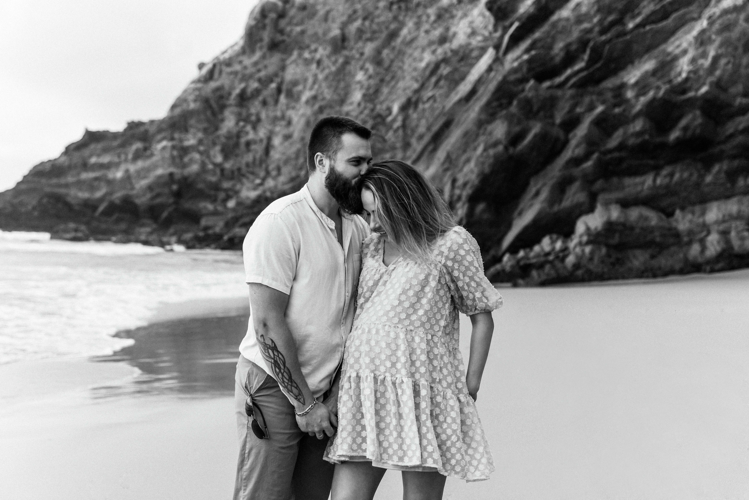 Sessão Maternidade em Praia da Adraga. Fotografia e Filmes de Casamento de Luxo | Portugal & Destination Weddings | Ricardo & Mary Pictures