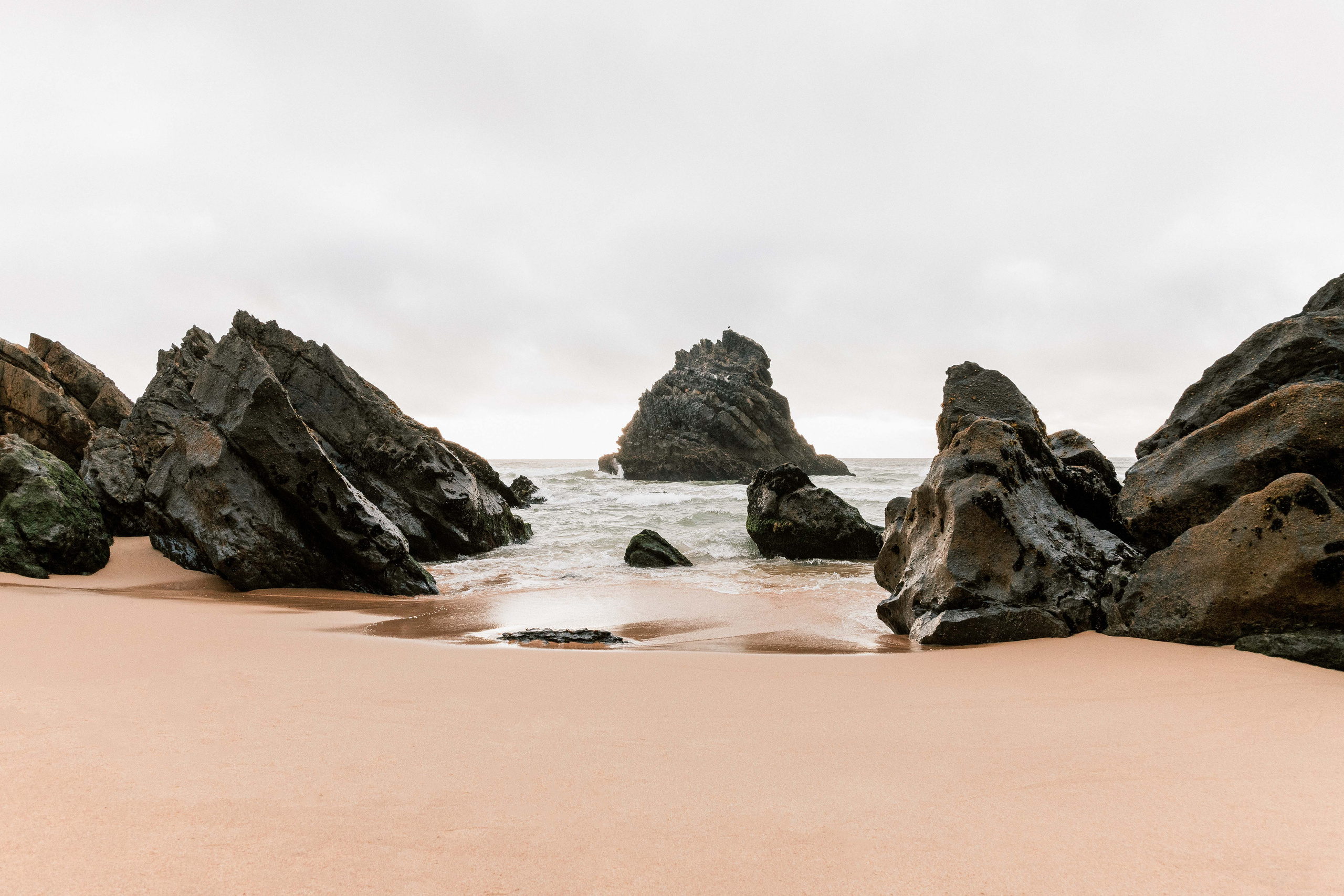 Sessão Maternidade em Praia da Adraga. Fotografia e Filmes de Casamento de Luxo | Portugal & Destination Weddings | Ricardo & Mary Pictures