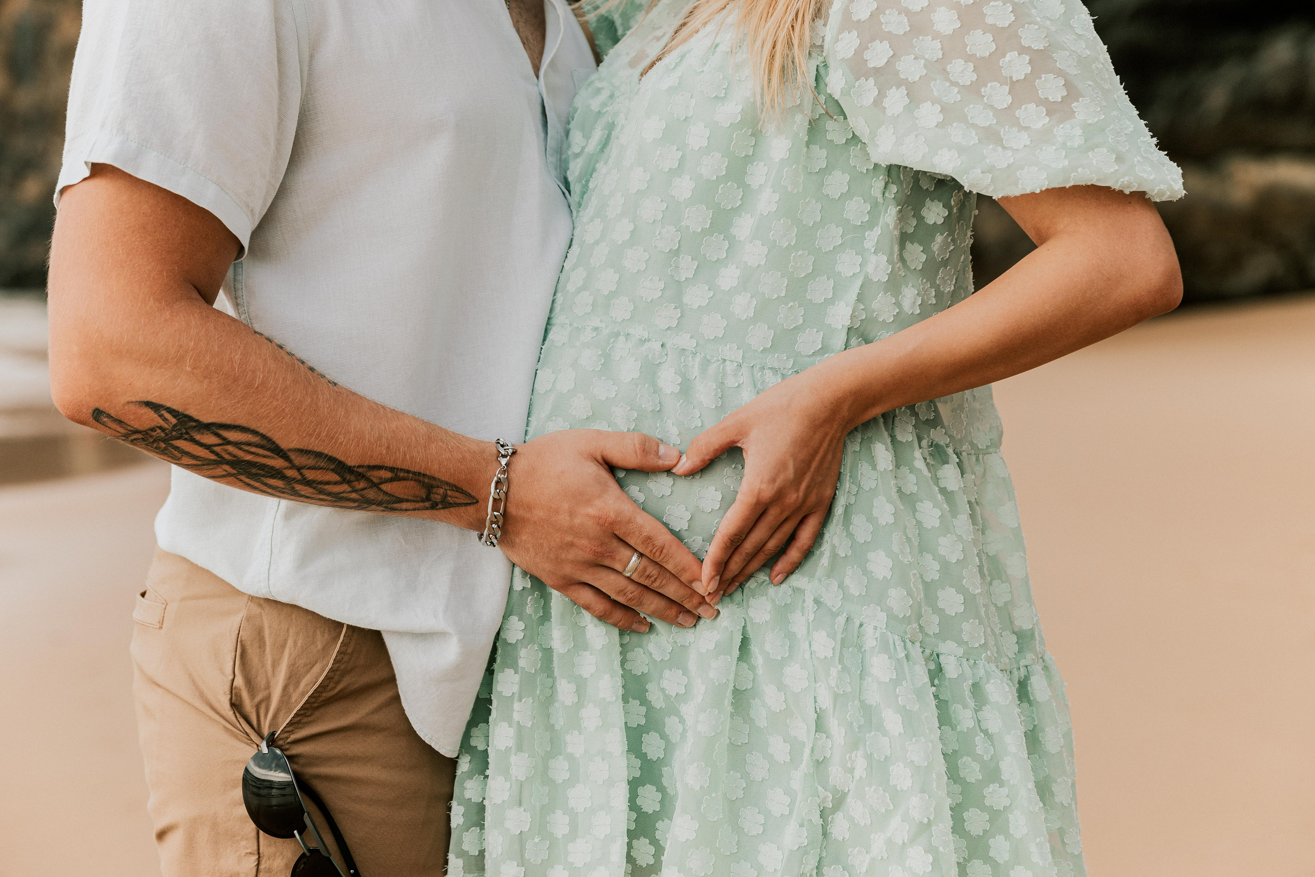 Sessão Maternidade em Praia da Adraga. Fotografia e Filmes de Casamento de Luxo | Portugal & Destination Weddings | Ricardo & Mary Pictures