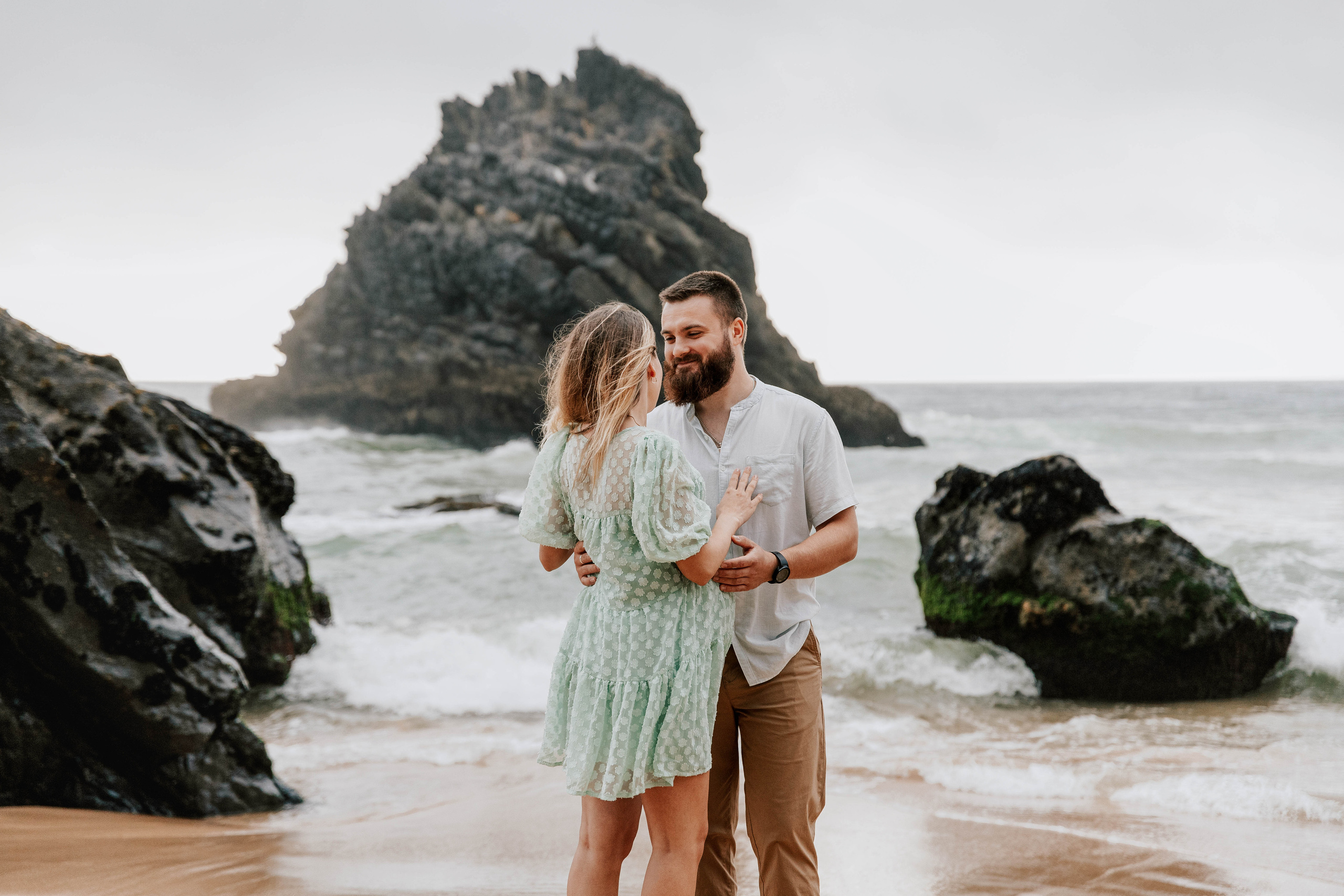 Sessão Maternidade em Praia da Adraga. Fotografia e Filmes de Casamento de Luxo | Portugal & Destination Weddings | Ricardo & Mary Pictures