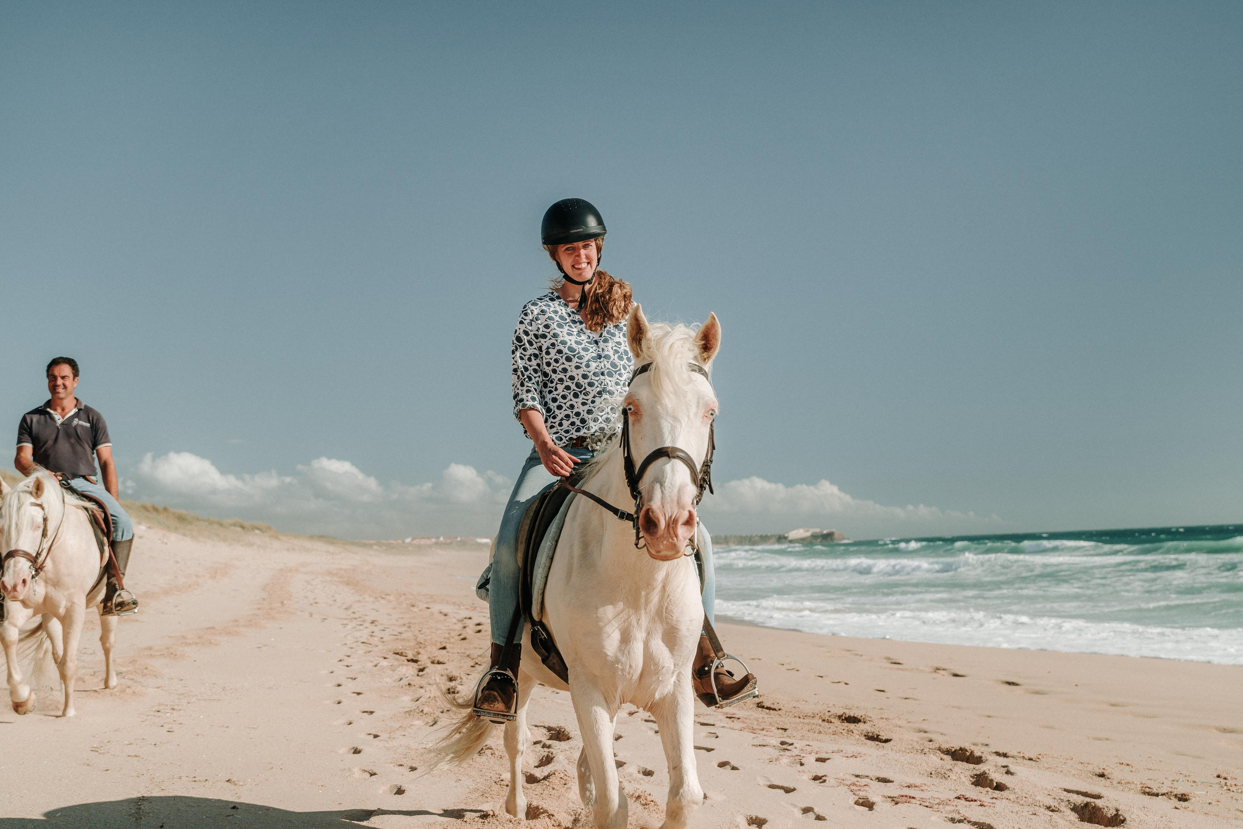 Momento a Dois em Peniche. Luxury Wedding Photography & Cinematic Films | Portugal & Destination Weddings | Ricardo & Mary Pictures