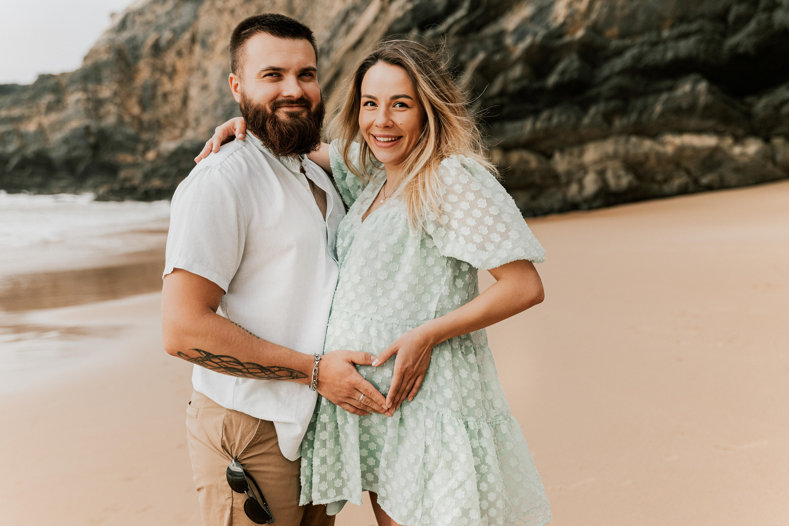 Sessão Maternidade em Praia da Adraga. Fotografia e Filmes de Casamento de Luxo | Portugal & Destination Weddings | Ricardo & Mary Pictures