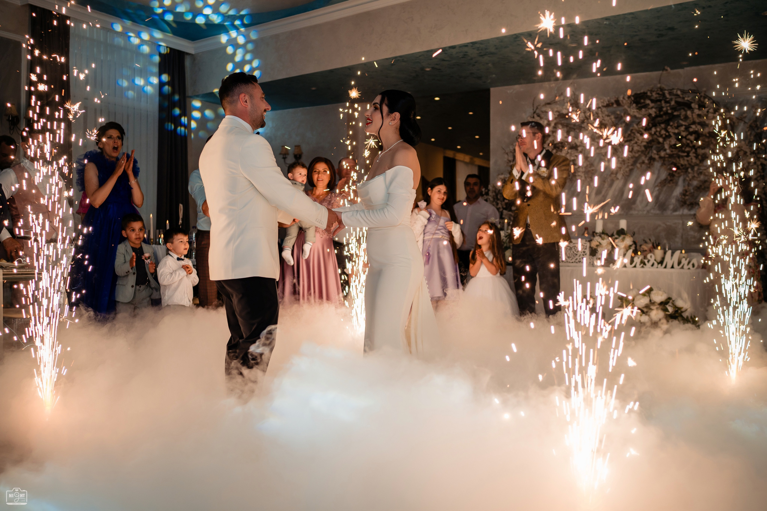 Iulian Arsinte | Fotograf de Nunta | R+E. Iulian Arsinte - Fotograf de Nunta - Neamt, Bacau, Suceava, Iasi