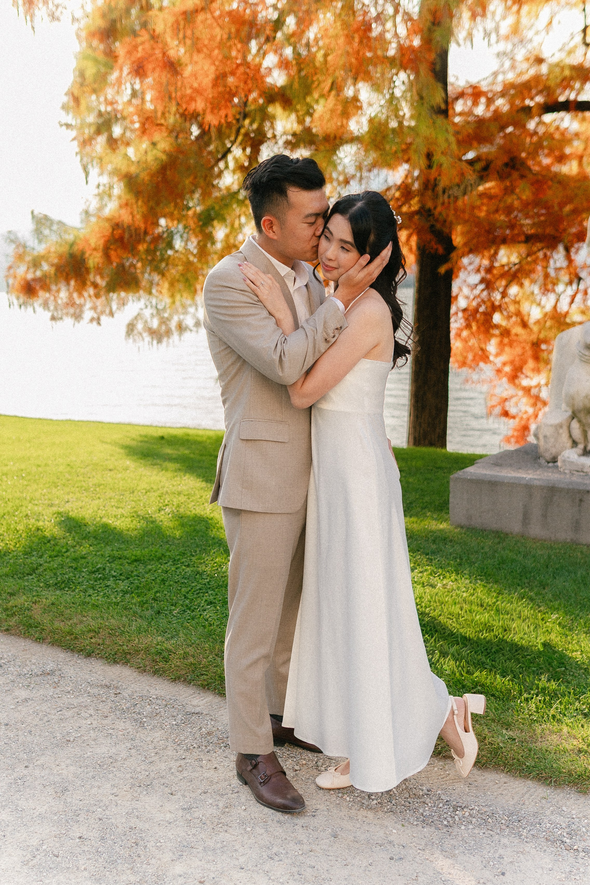 Elopement on Lake Como — Intimate Wedding Photography by Anna Linnik. Photographer in Italy Anna Linnik