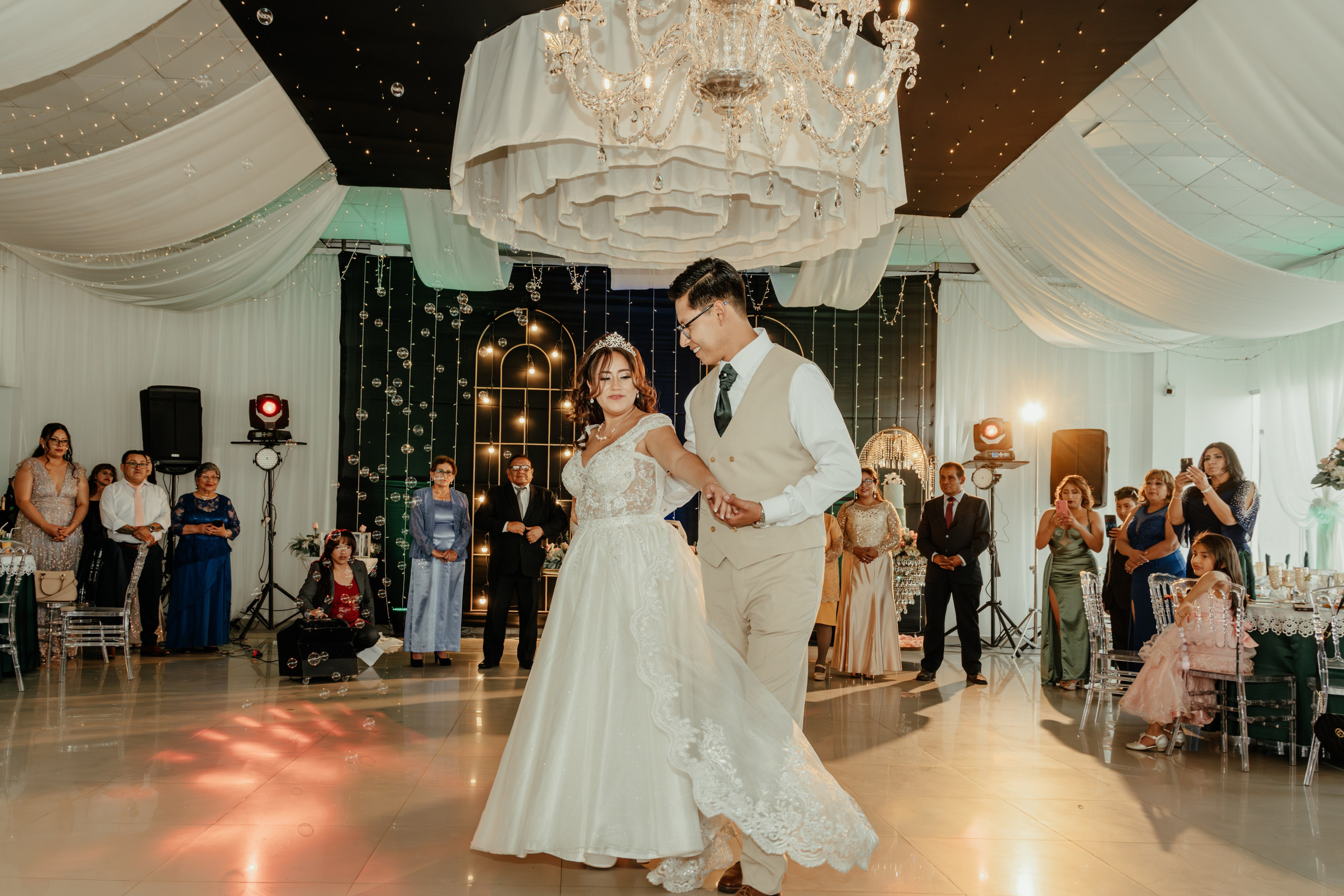 ANGIE + MANUEL BODA RELIGIOSA. Studio KVTA | Fotografía y Video de Bodas en Arequipa