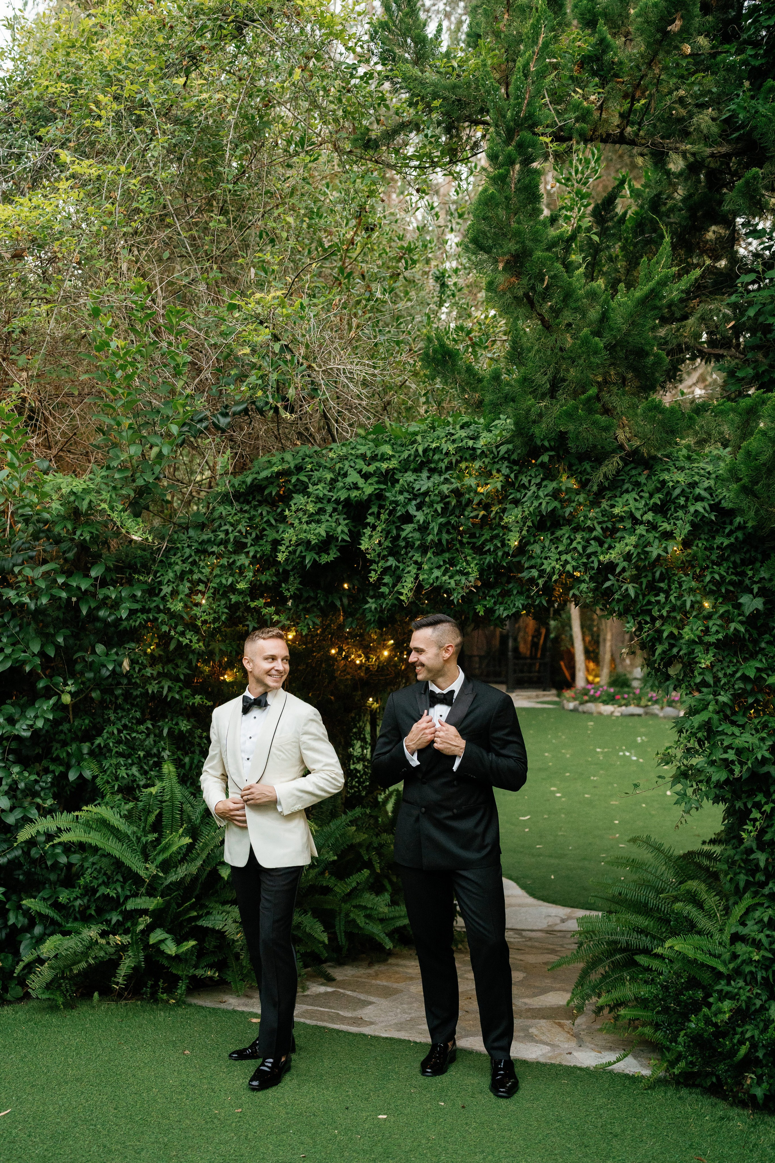 LGBT wedding photographer in California. Wedding Photography & Videography Team in California, Los Angeles, San Francisco, San Diego and Travel