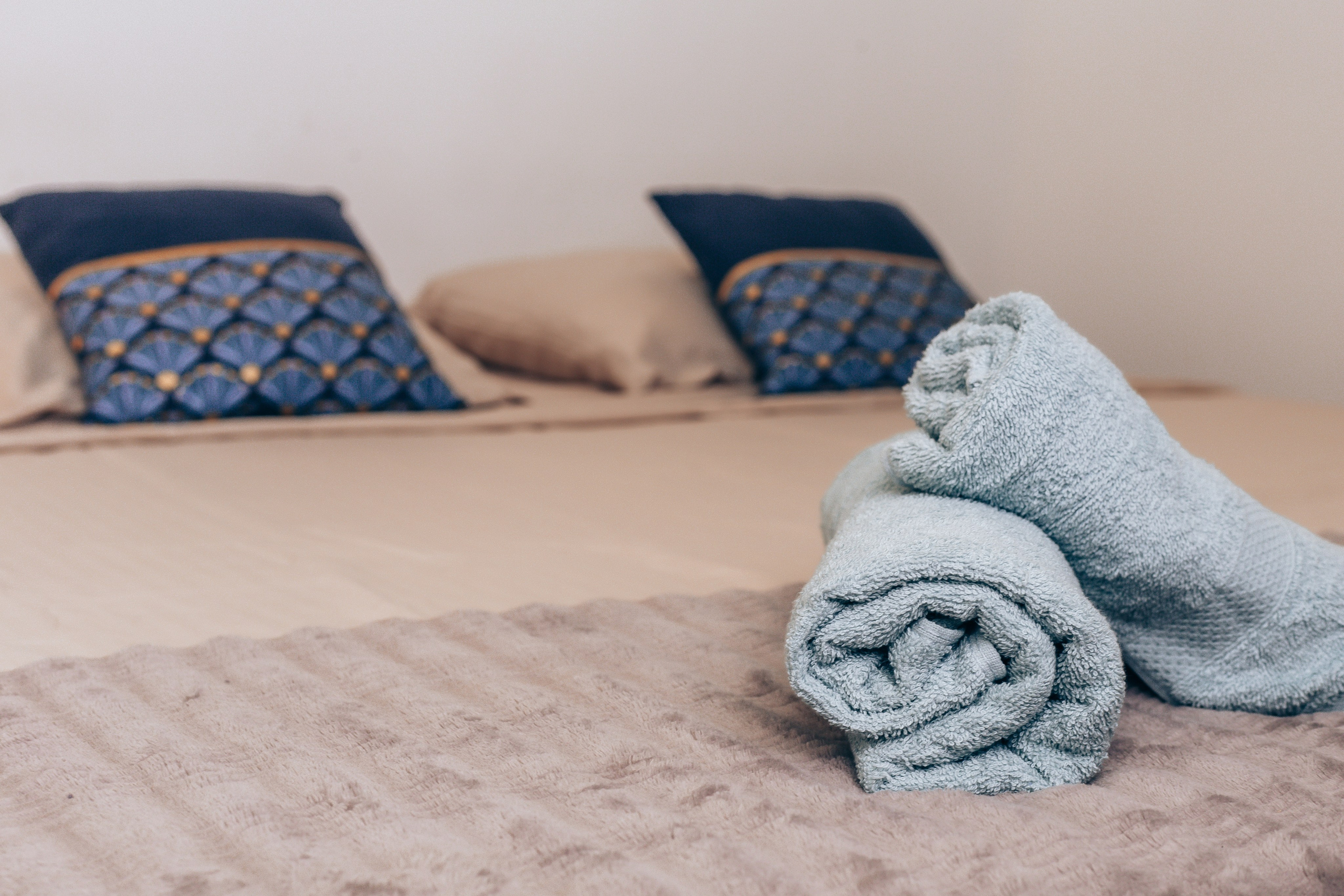 Photographie immobilière professionnelle – Location saisonnière | Happy NB – Vienne (86). Photographe professionnelle à Poitiers, Tours et Châtellerault | Studio photo entre Poitiers et Tours – portraits, familles, entreprises, ma