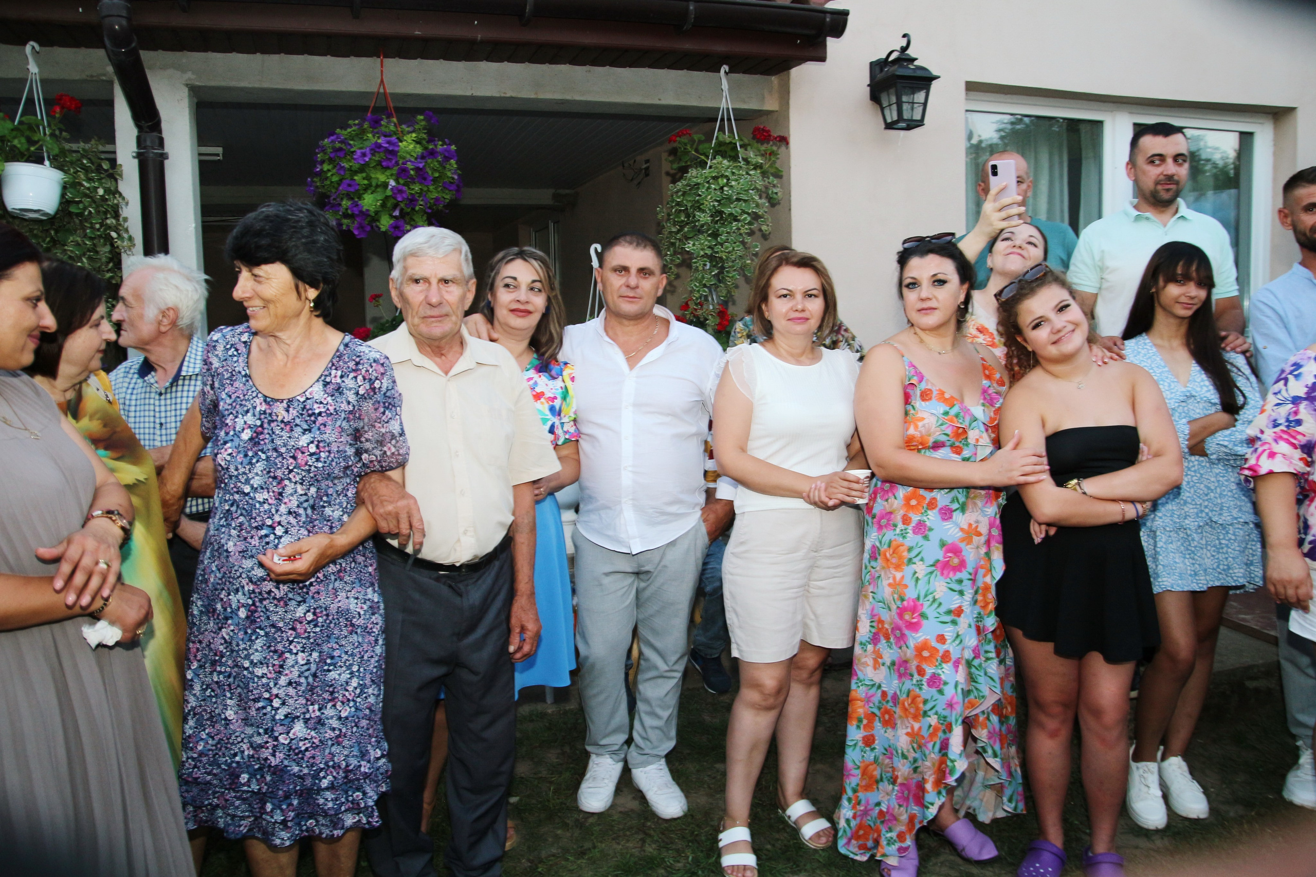 BYZO MEDIA. PETRU BYZO - family and children photographer in ROMANIA