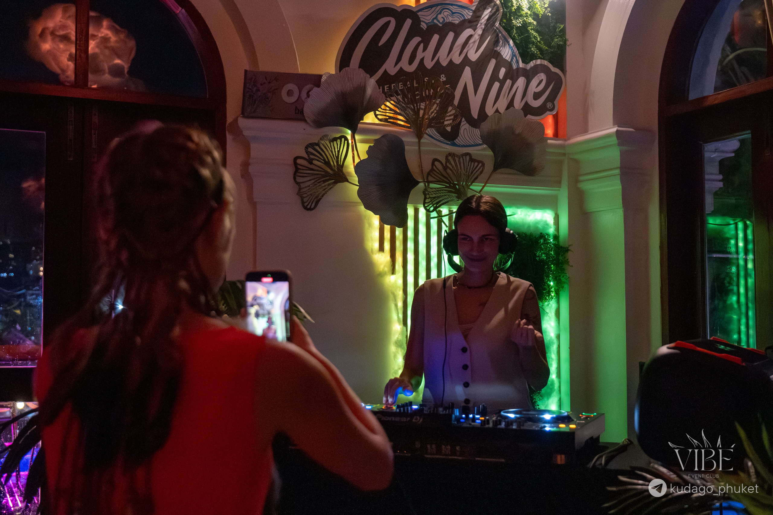 Вечеринка Tribal Vibe | Фоторепортаж | Афиша | DAVAYSXODIM.com PHUKET. АФИША|ФОТОРЕПОРТАЖИ|ИВЕНТЫ|ПХУКЕТ