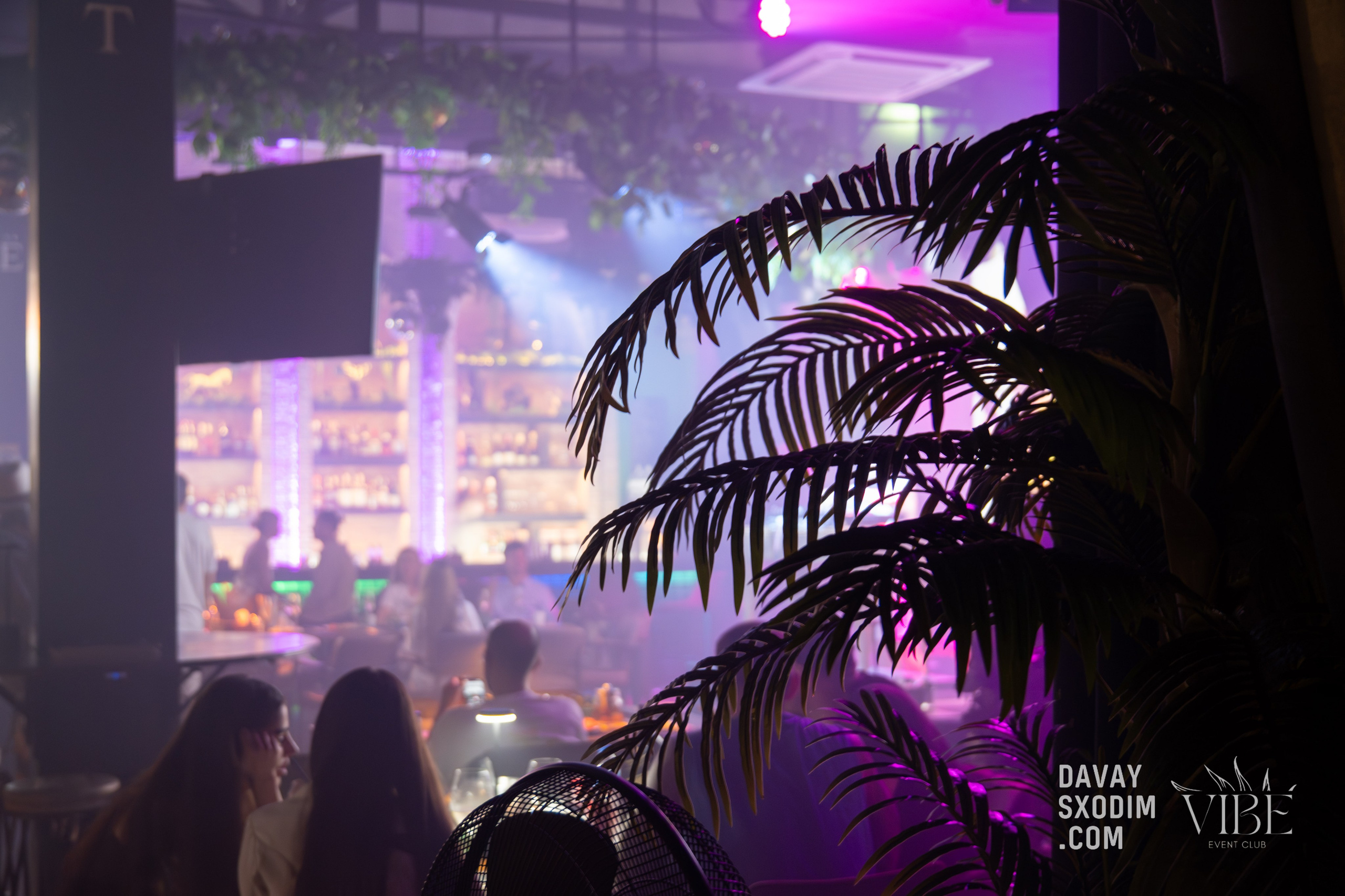 Вечеринка White Out | Фоторепортаж | Видеорепортаж | Афиша | DAVAYSXODIM.com PHUKET. АФИША|ФОТОРЕПОРТАЖИ|ИВЕНТЫ|ПХУКЕТ