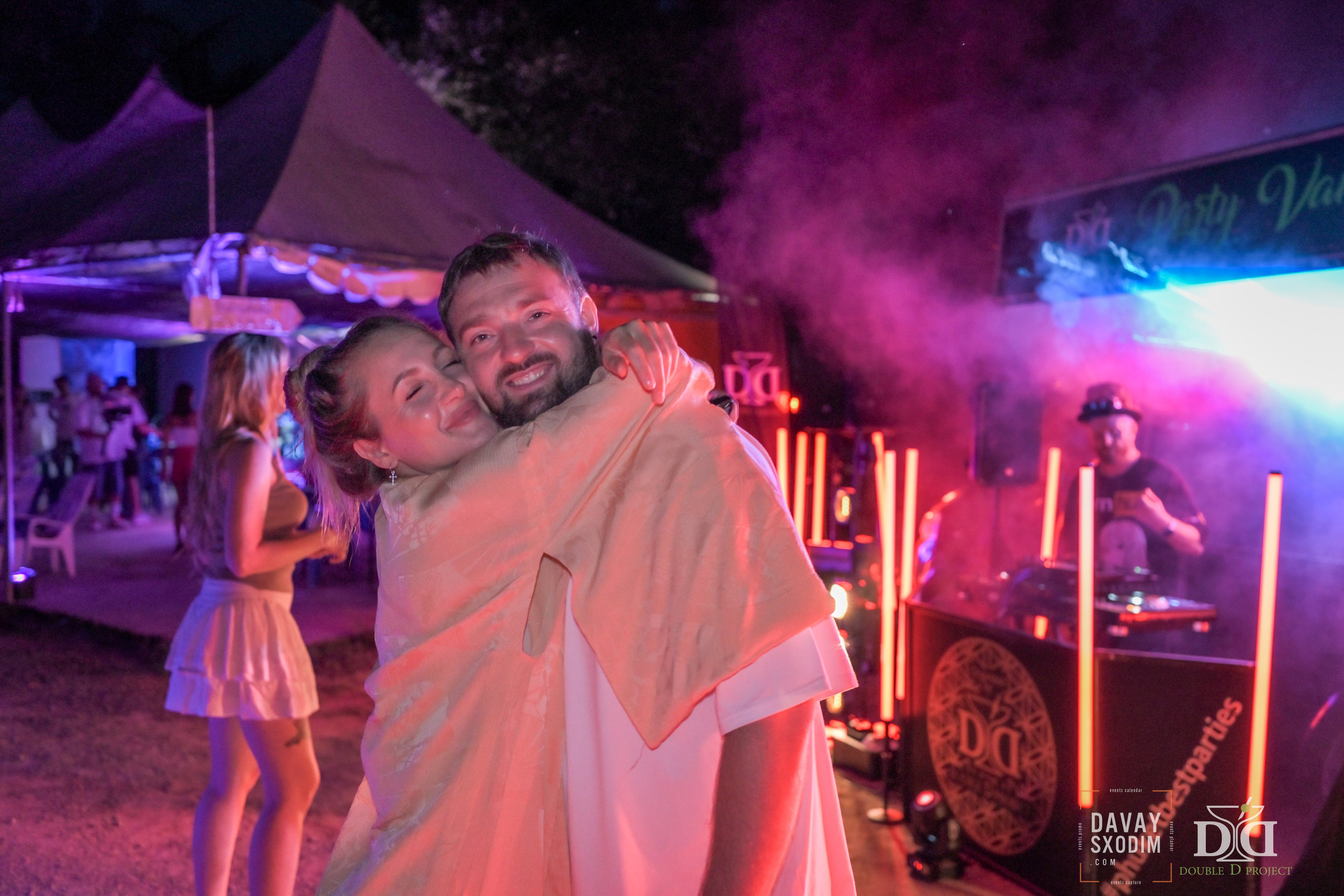 Вечеринка на аэродроме | Фоторепортаж | Афиша | DAVAYSXODIM.com PHUKET. АФИША|ФОТОРЕПОРТАЖИ|ИВЕНТЫ|ПХУКЕТ