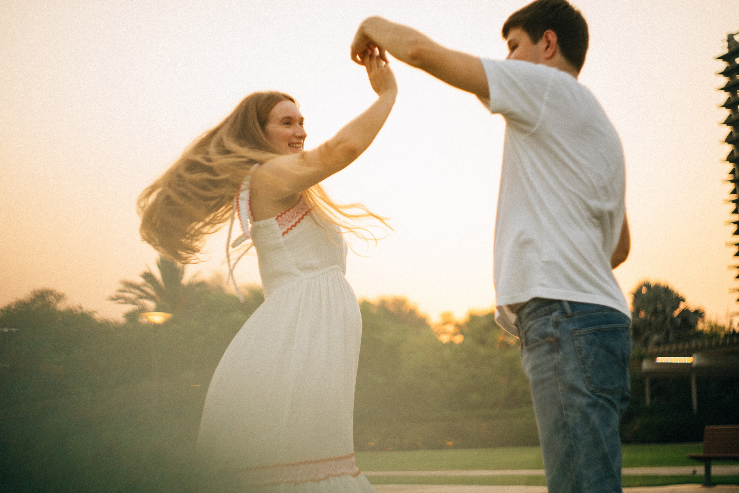 Um Al Amarat Park Pregnancy. Professional Photographer Abu Dhabi, Dubai — Yulia Ismoilova | 2025